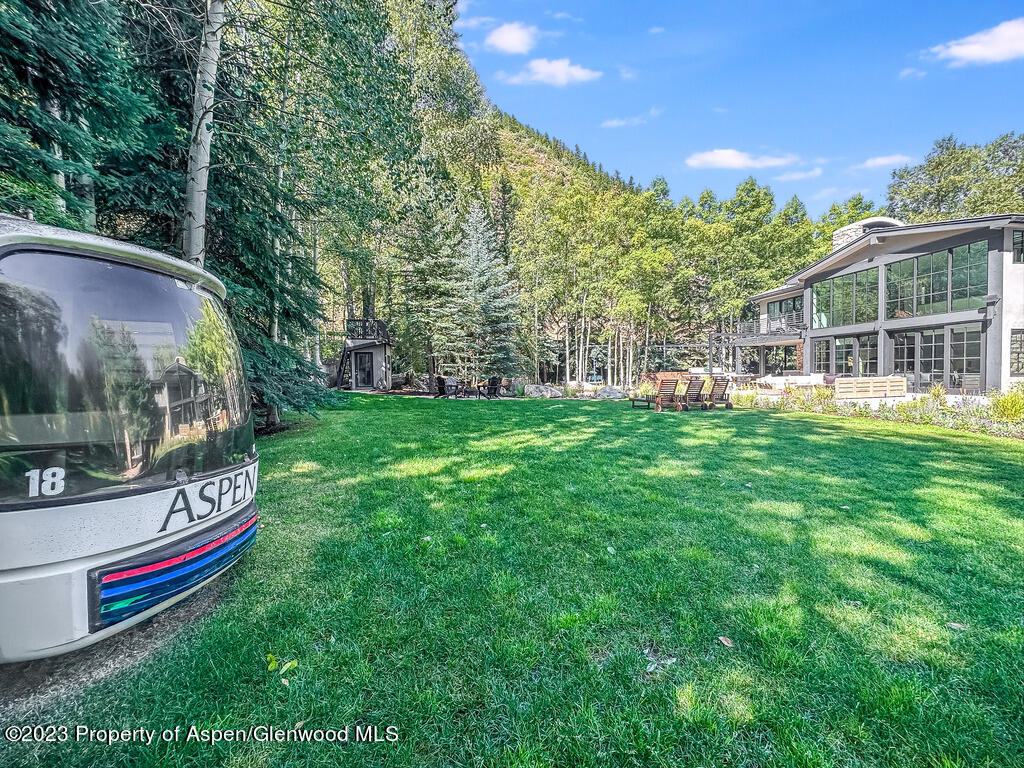 1465 Red Butte Drive