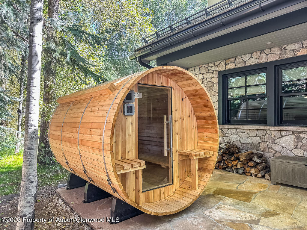 1465 Red Butte Drive