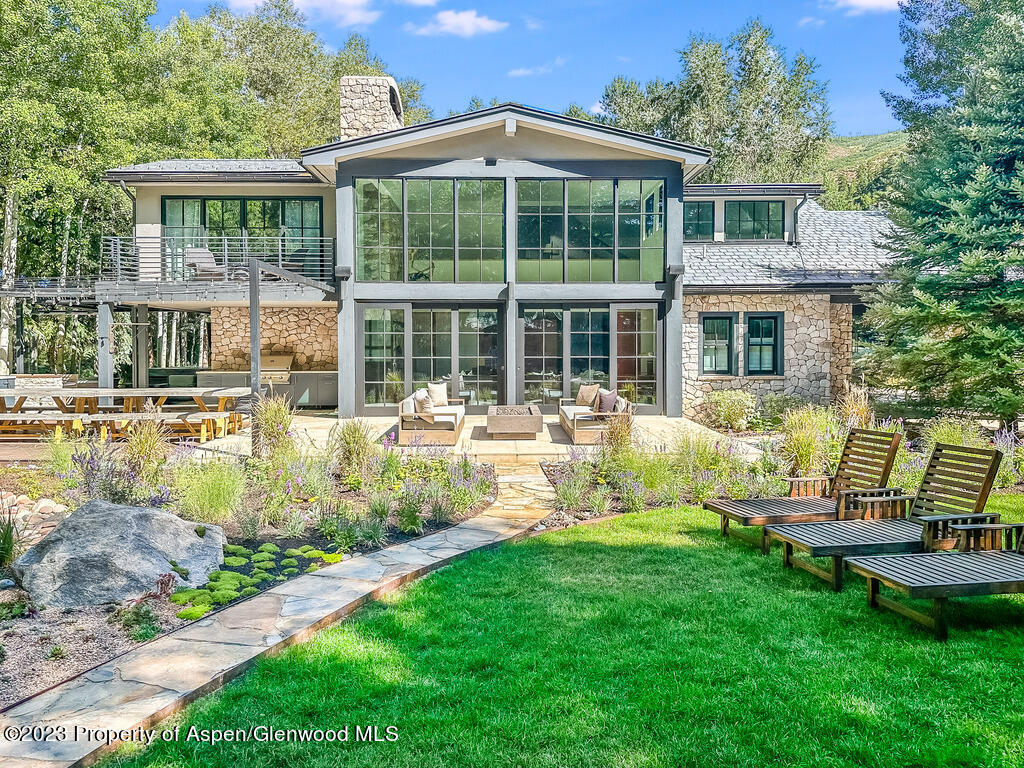 1465 Red Butte Drive