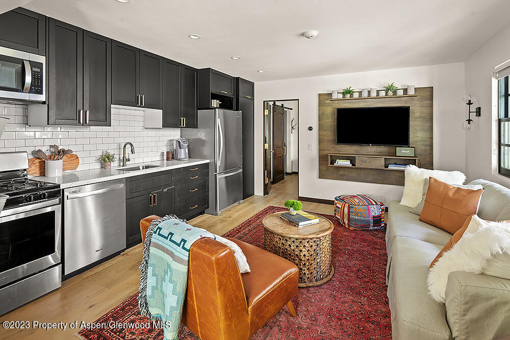 1465 Red Butte Drive