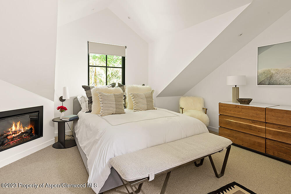 1465 Red Butte Drive