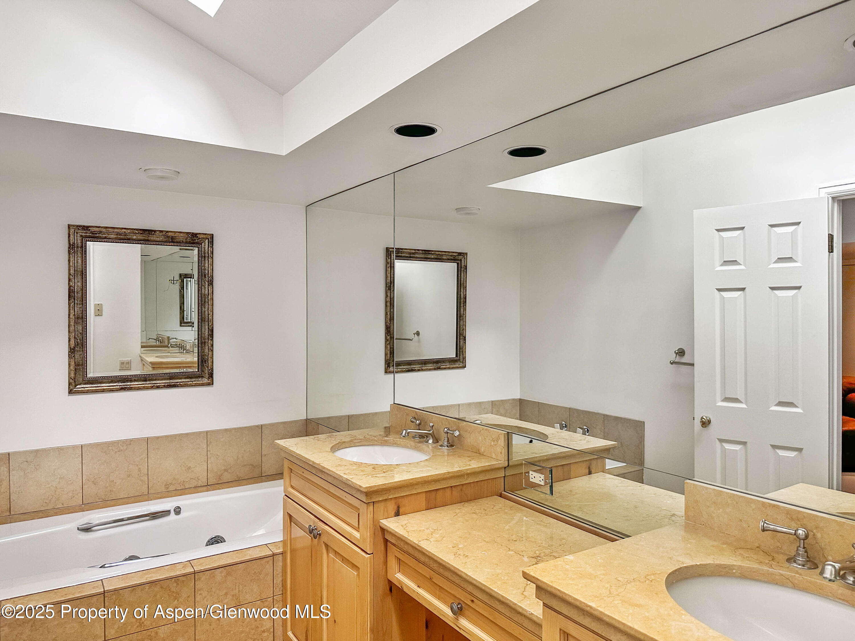 1425 Red Butte Drive