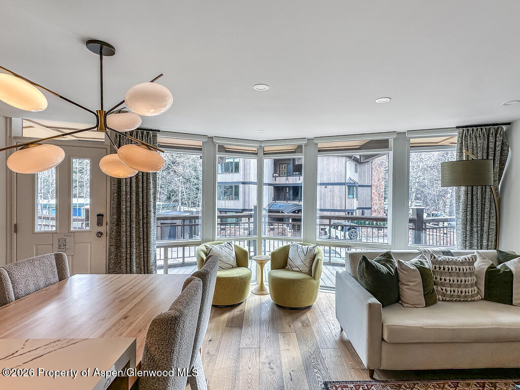 803 E Durant Avenue 8