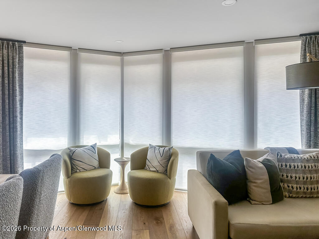 803 E Durant Avenue 8