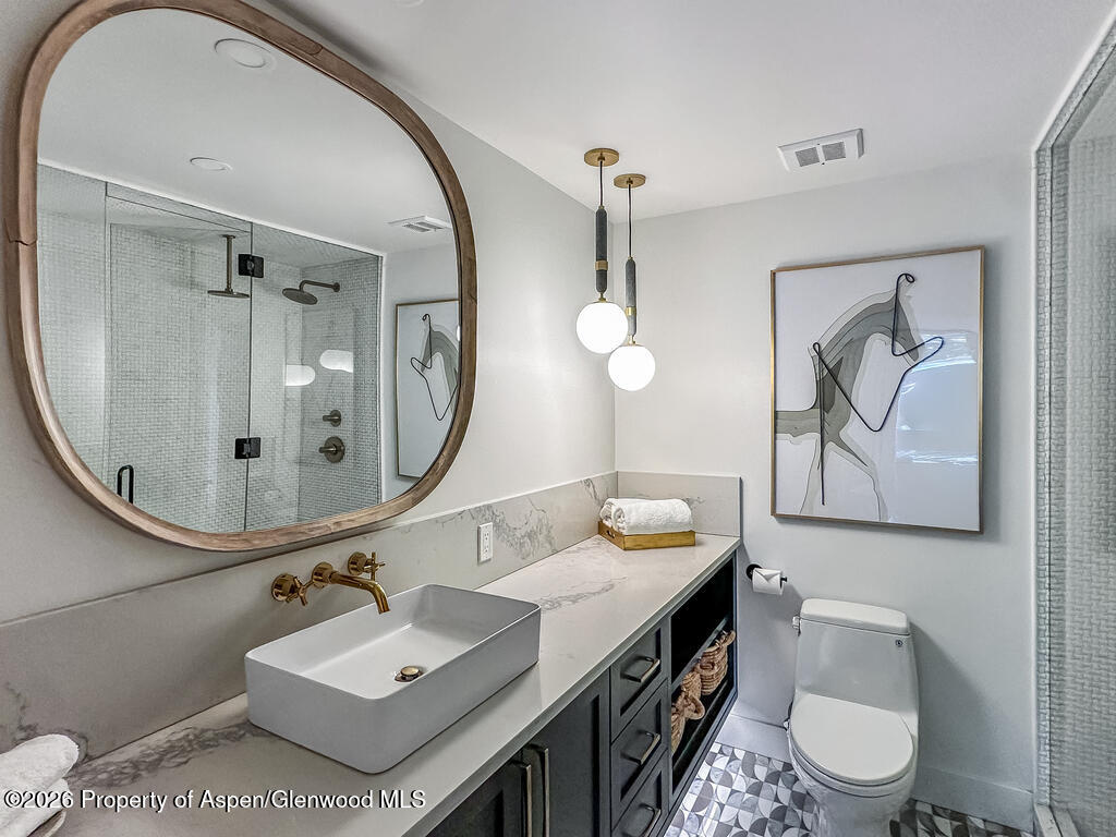 803 E Durant Avenue 8