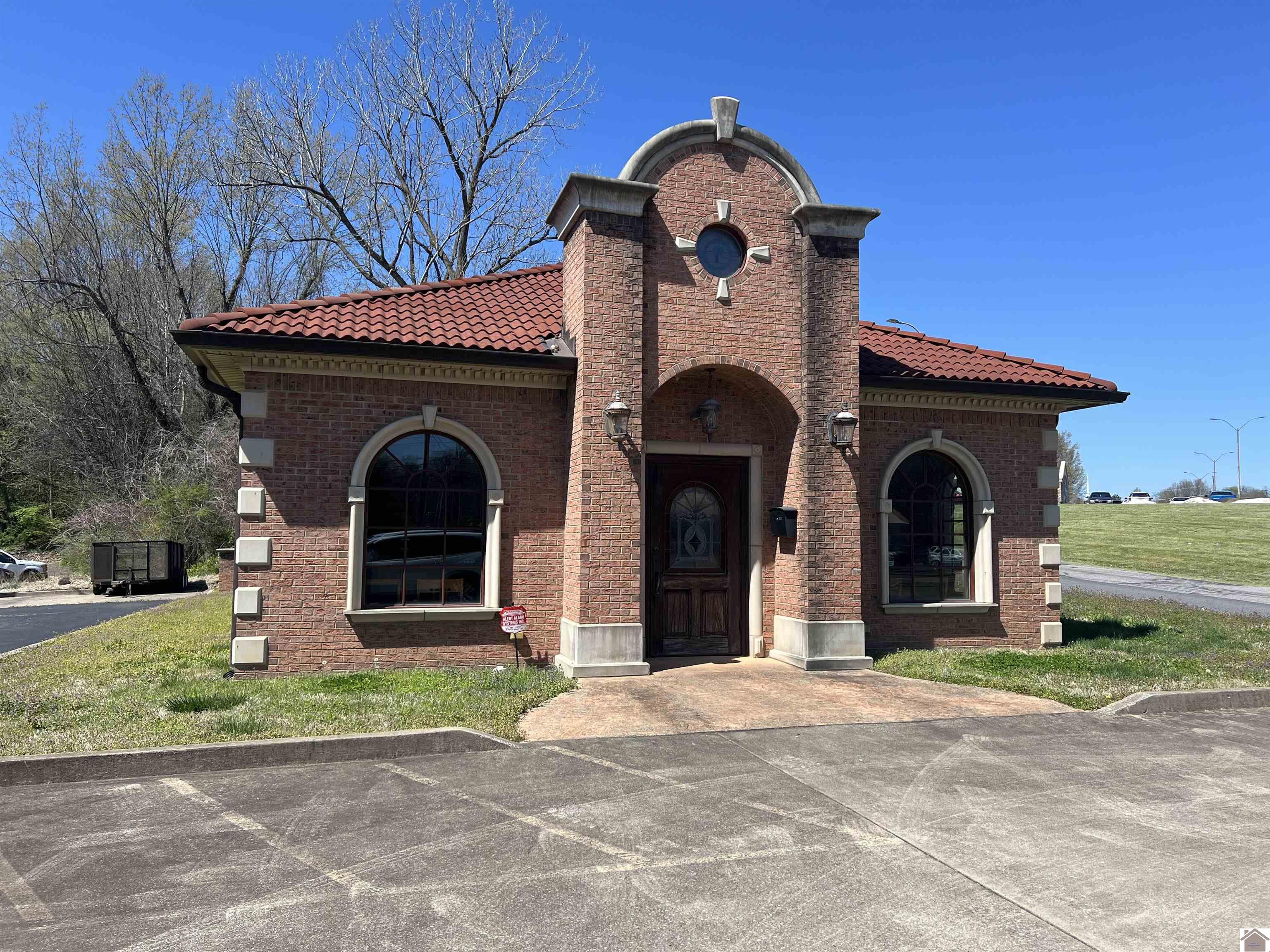 649 Lone Oak Road