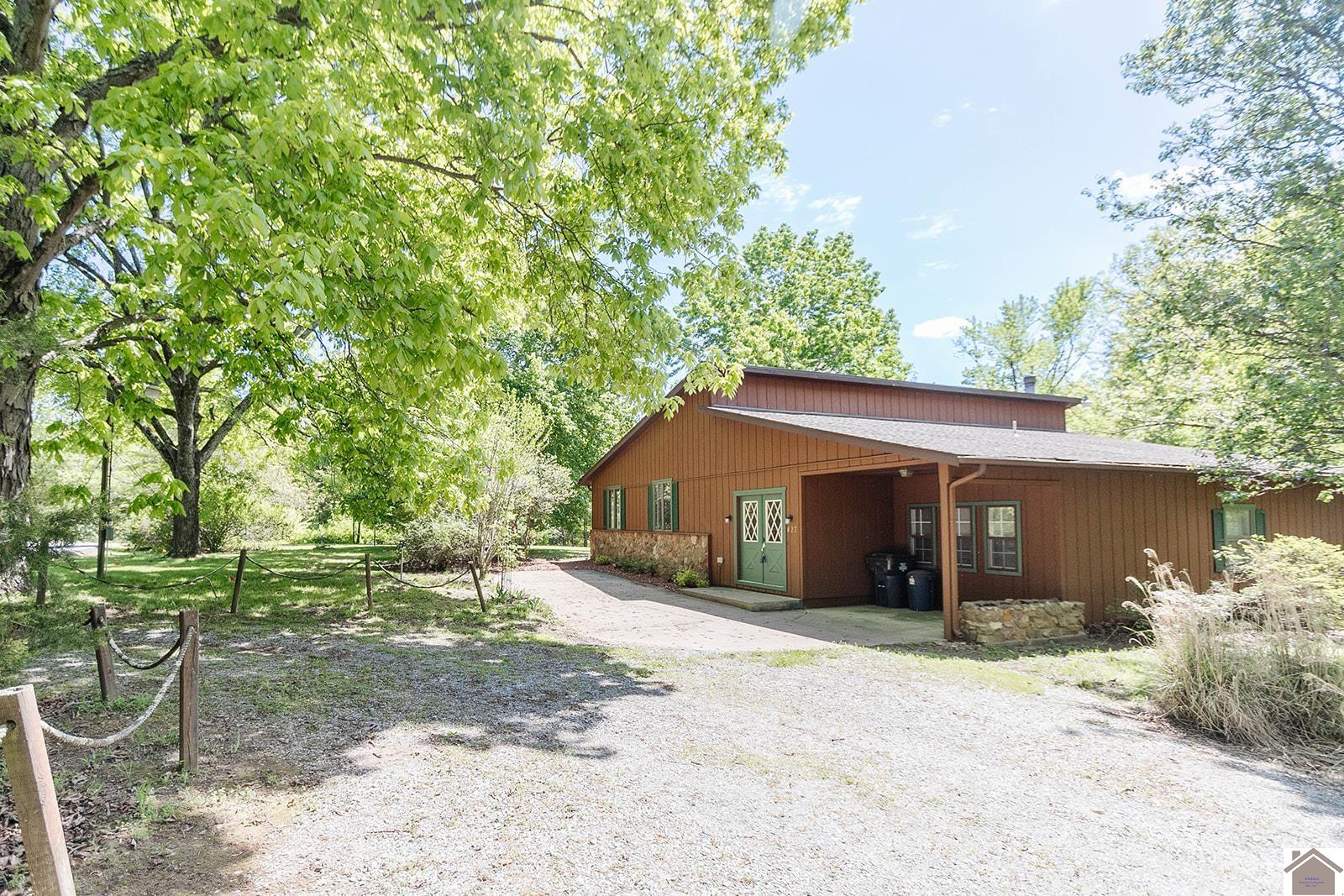 427 Cross Spann Road