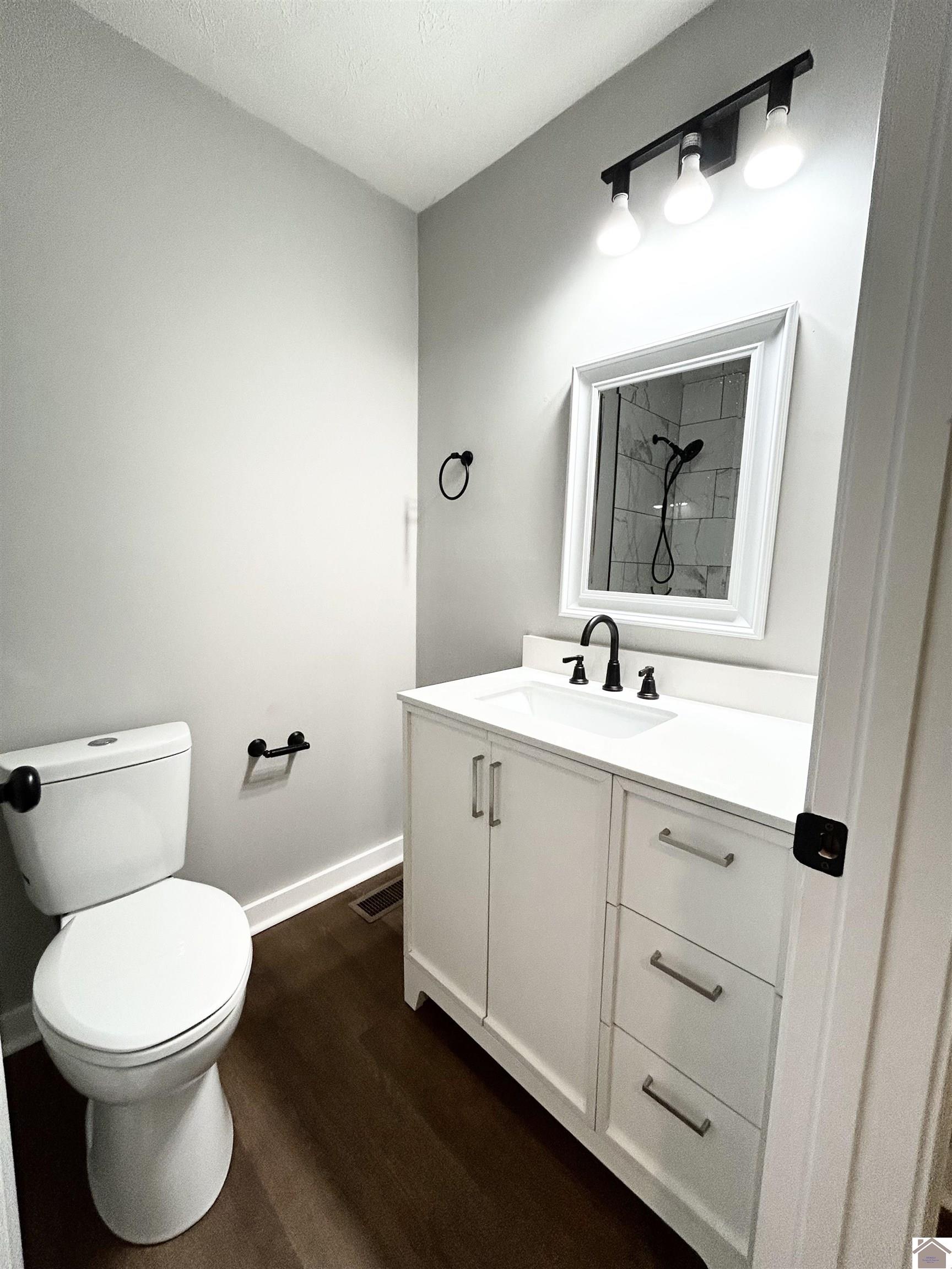 1243 Oak Level Road