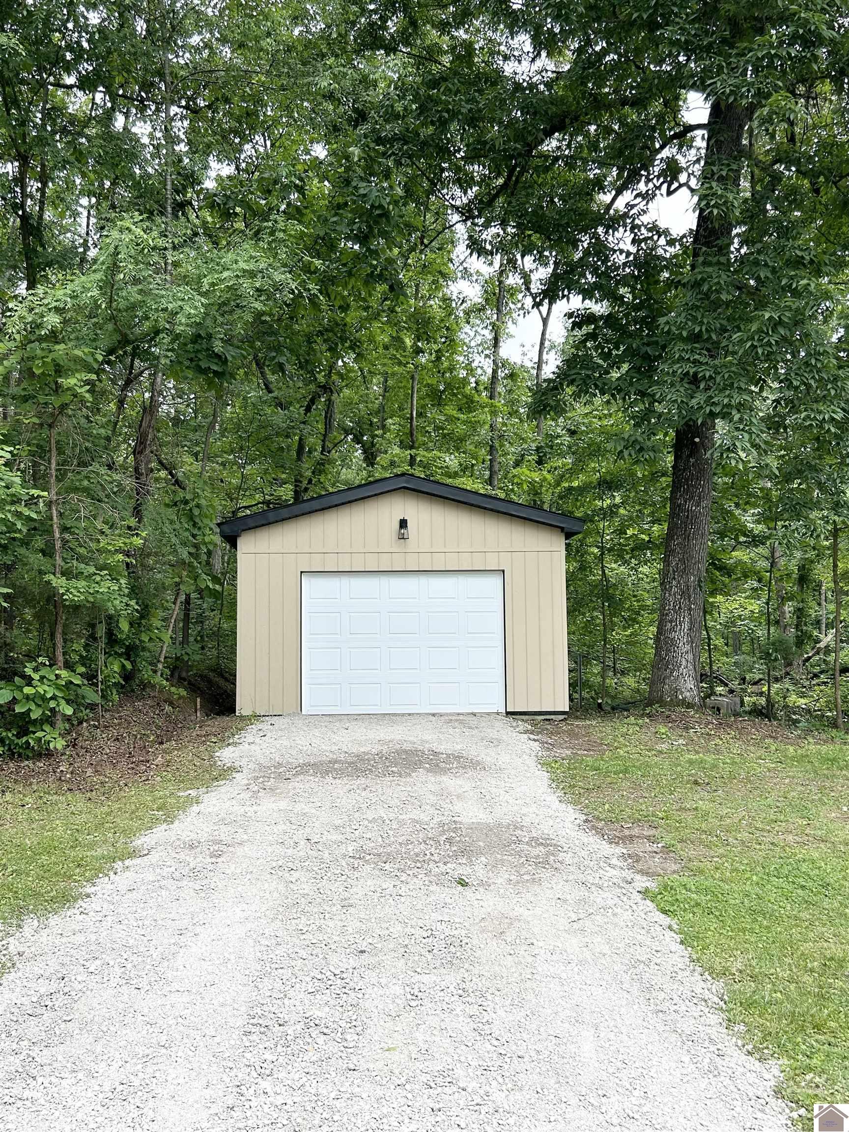 1243 Oak Level Road
