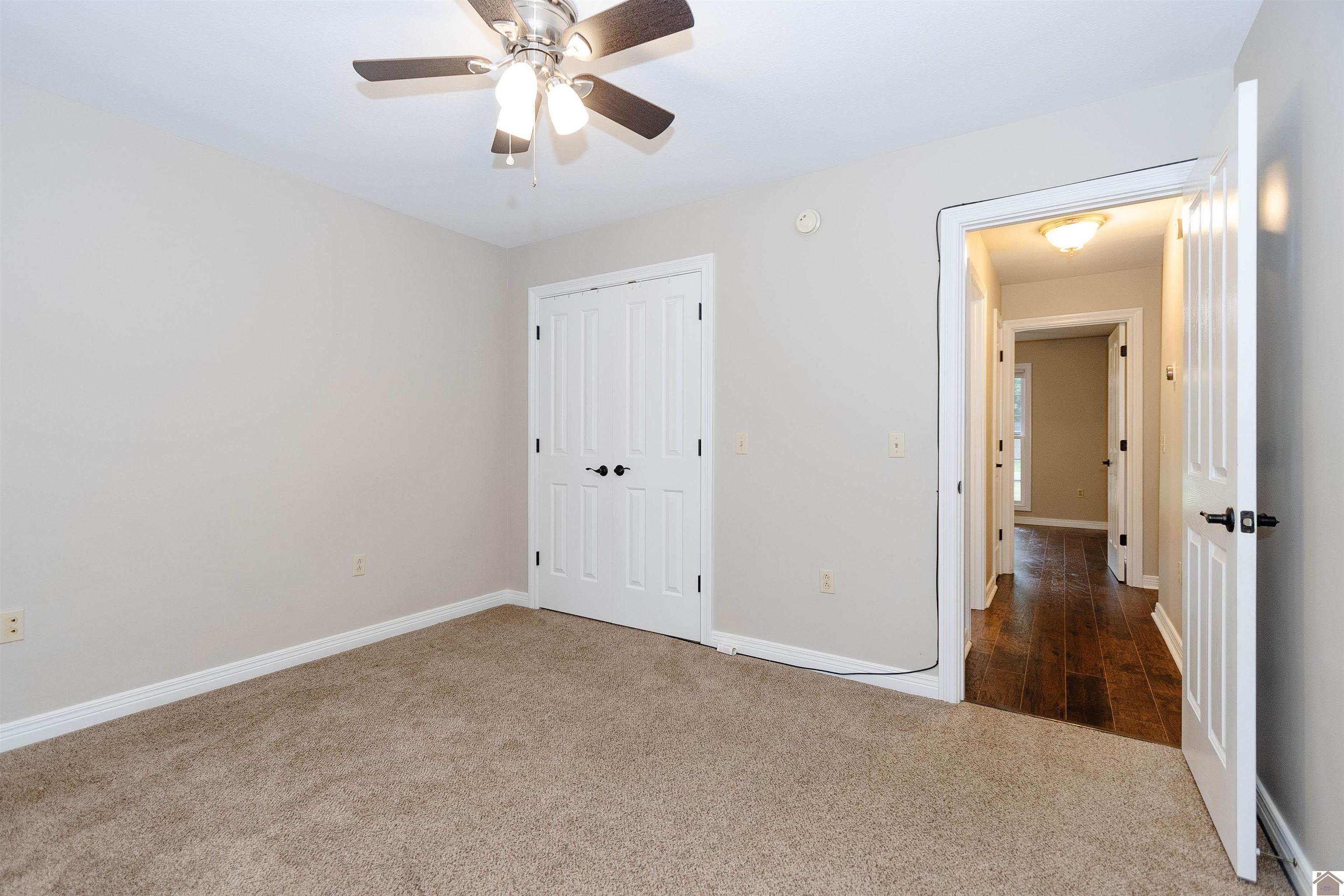 103 Hickory Dr