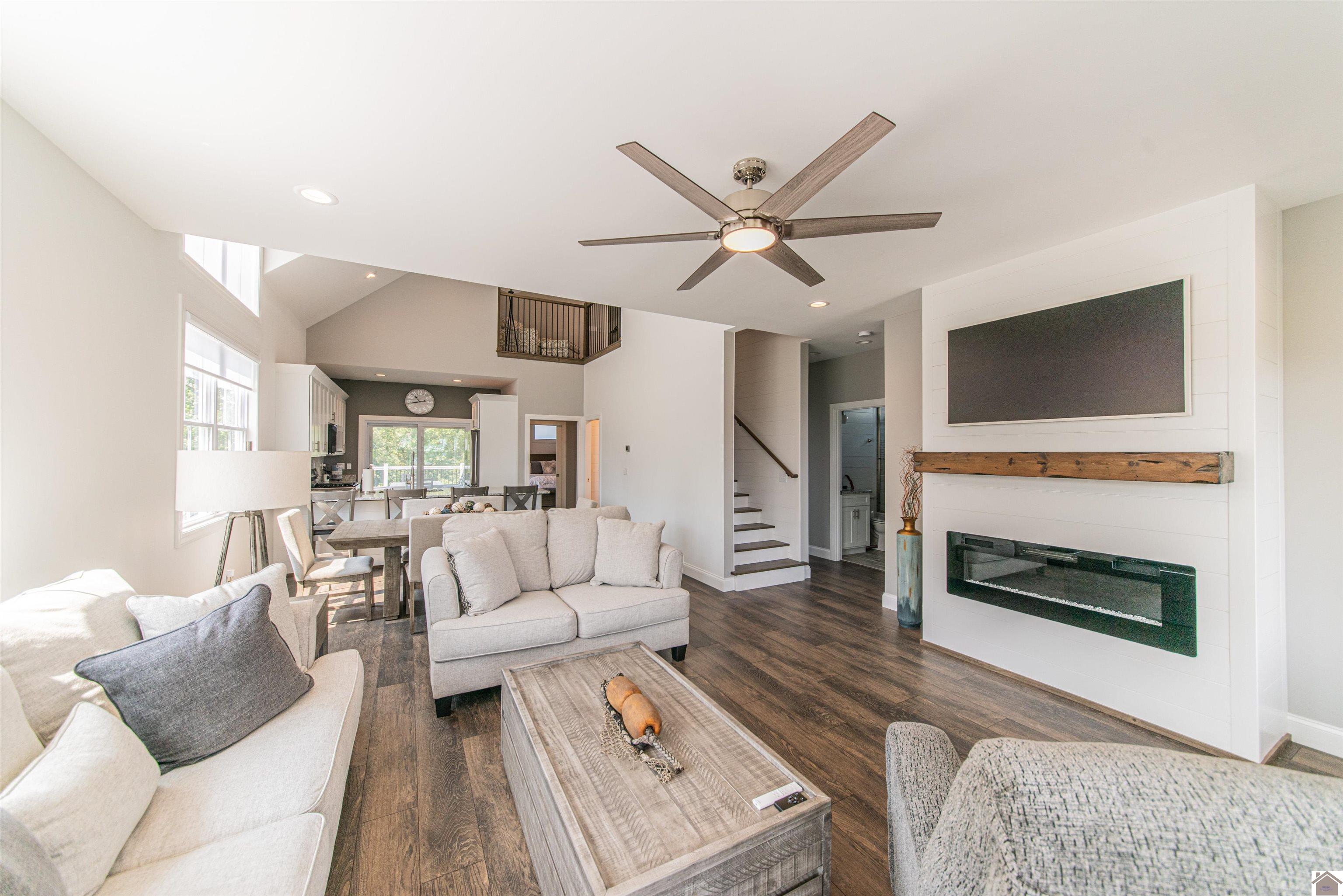 369 Sherwood Drive