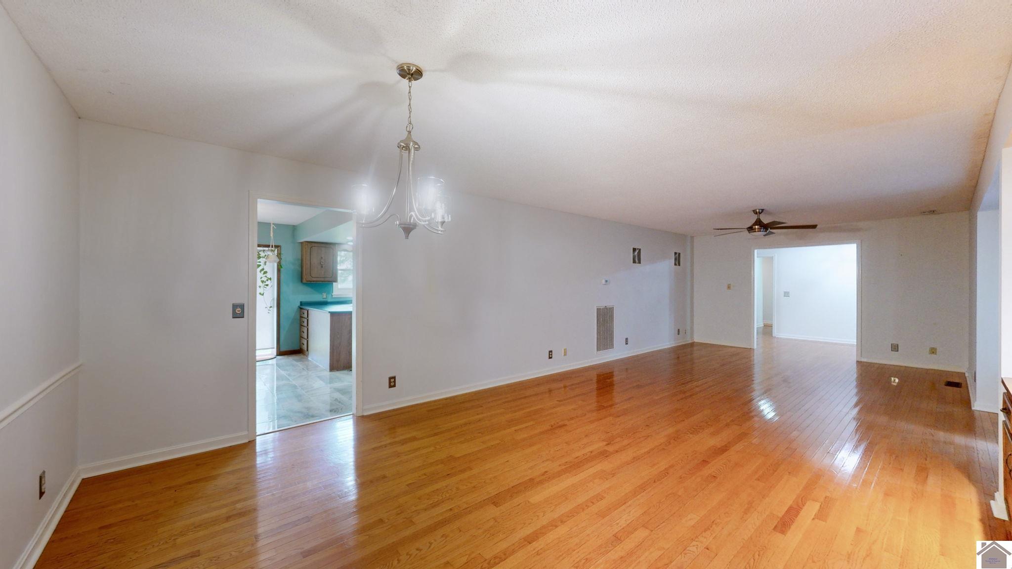 3028 Rayburn Rd
