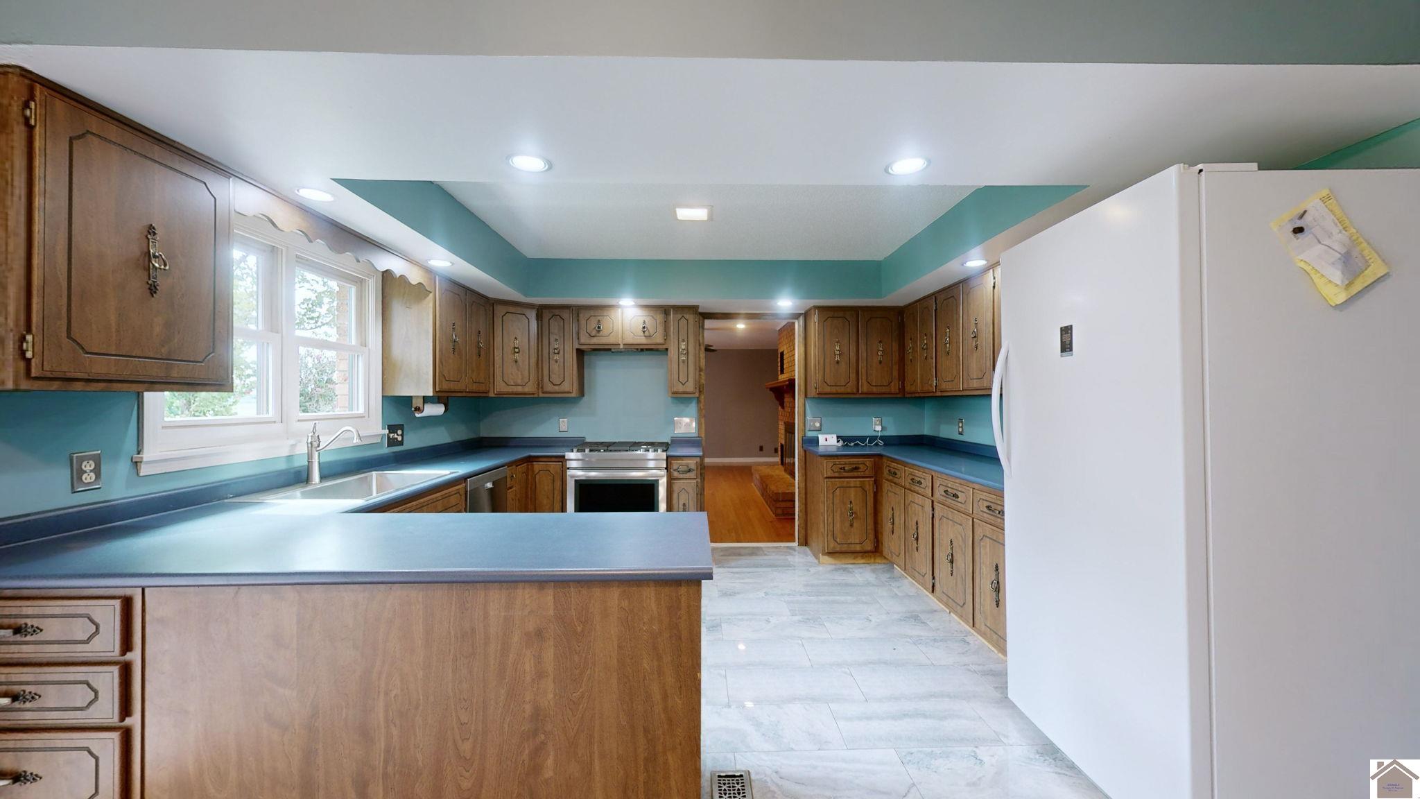 3028 Rayburn Rd