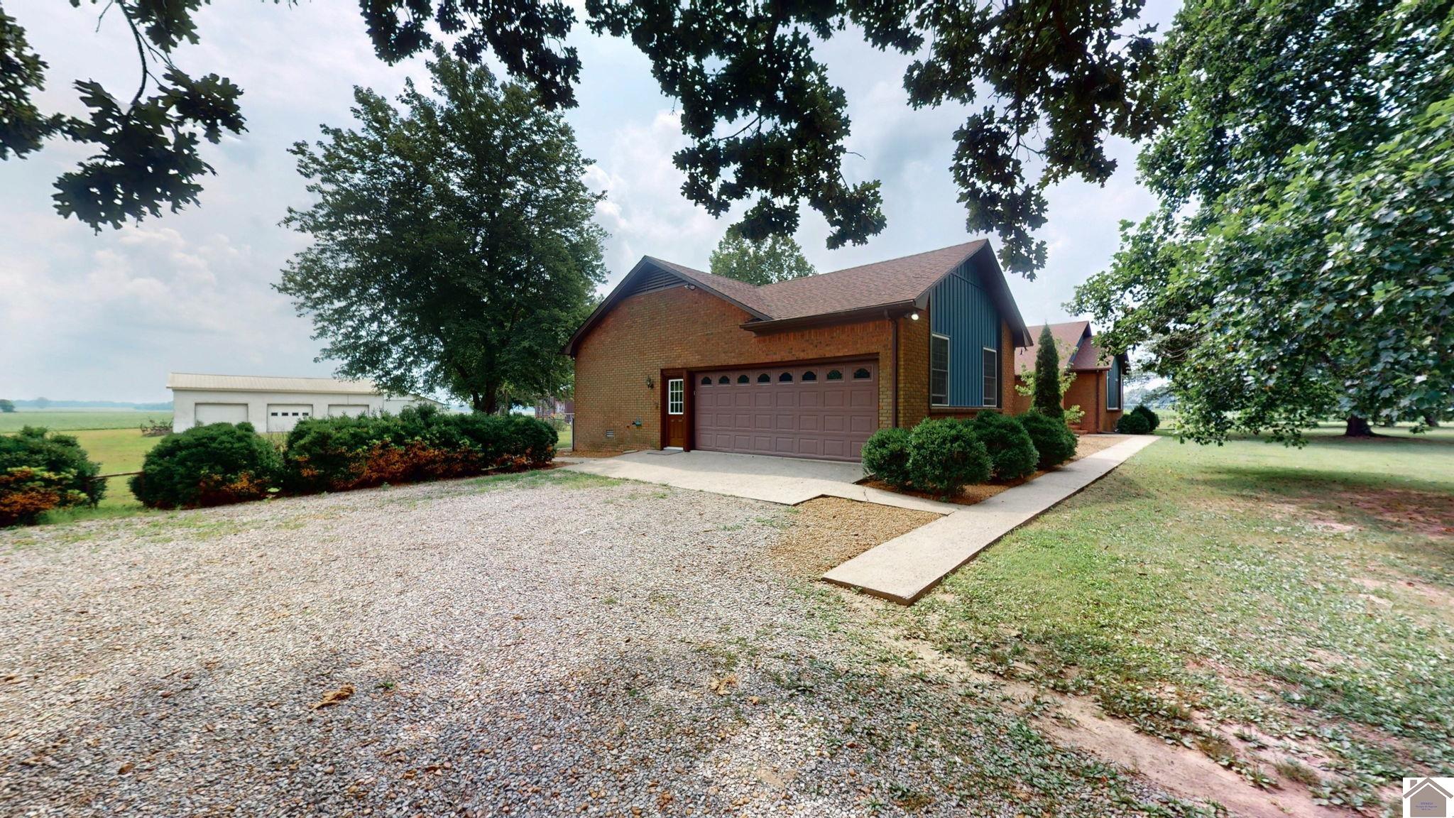 3028 Rayburn Rd