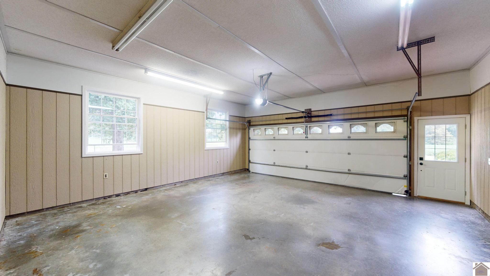 3028 Rayburn Rd