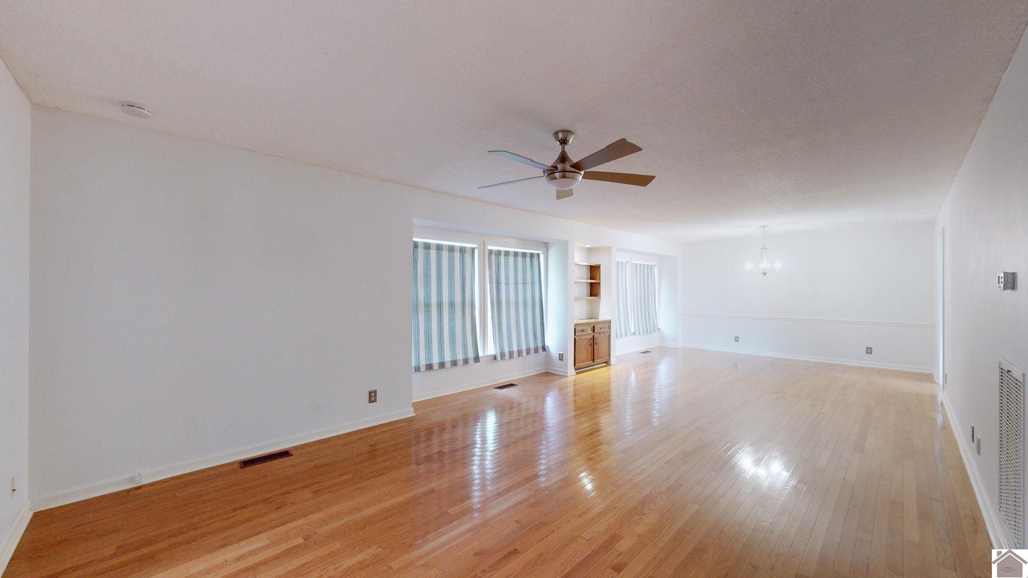 3028 Rayburn Rd