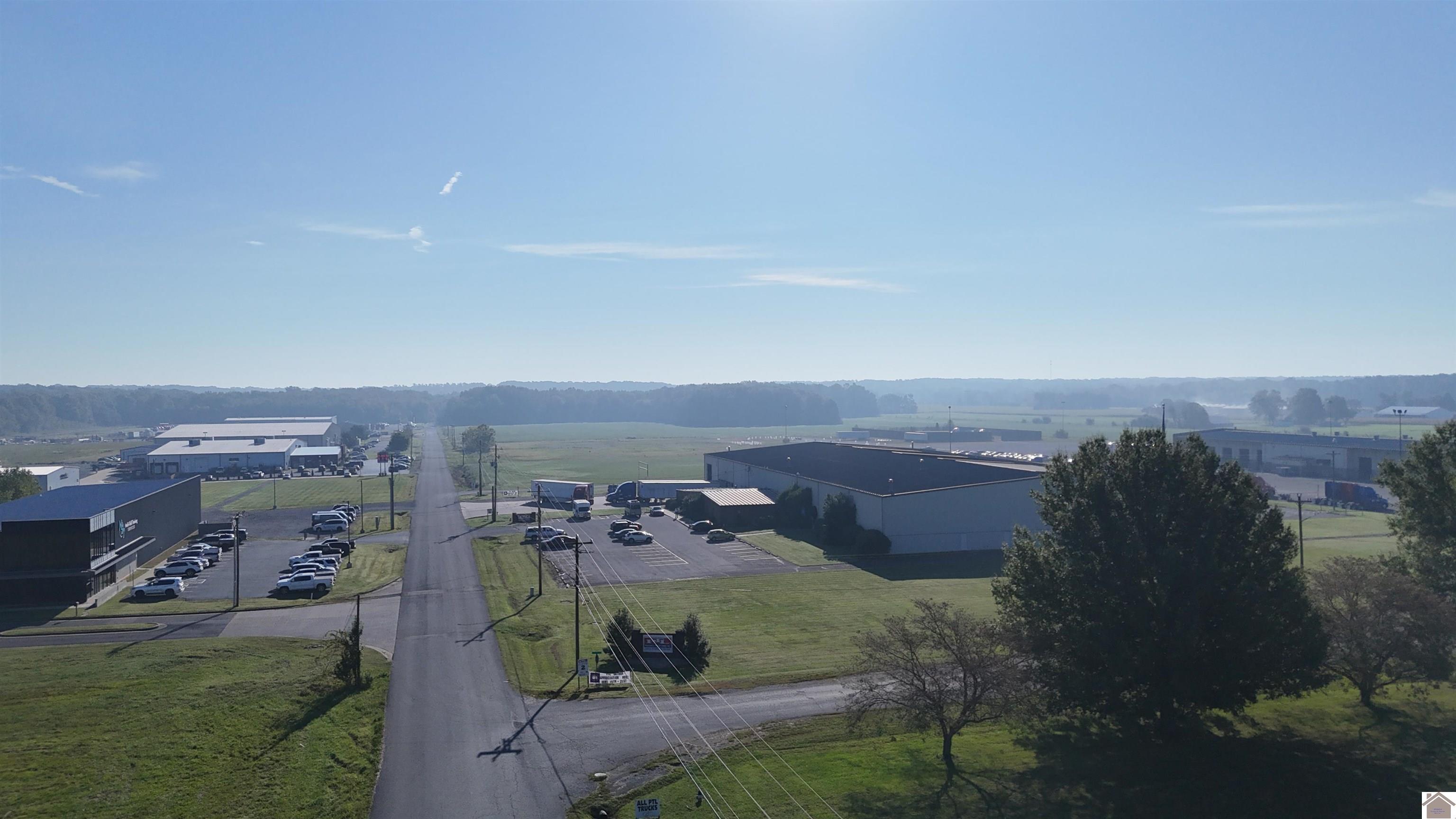3332 US HWY 641