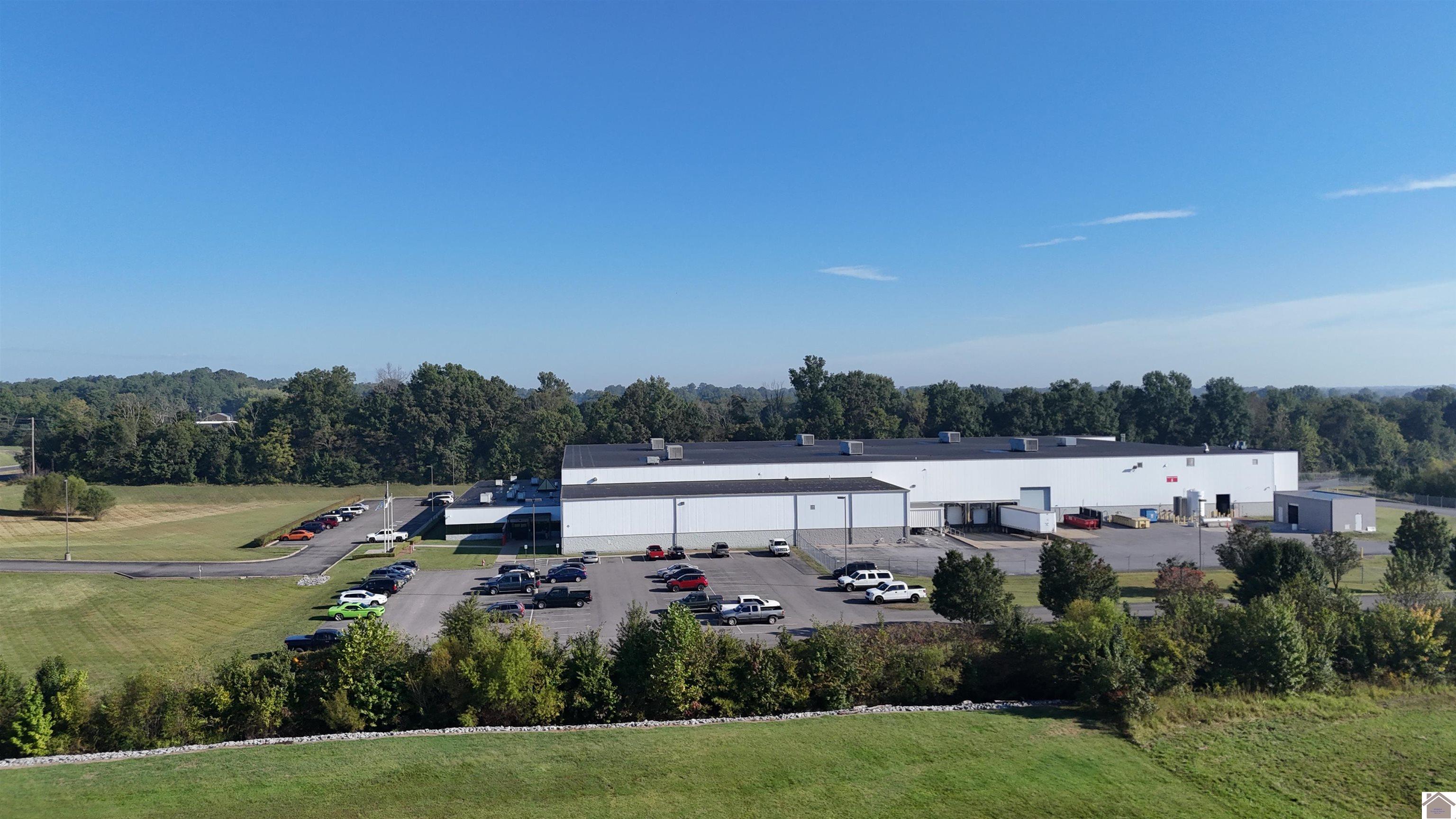 3332 US HWY 641