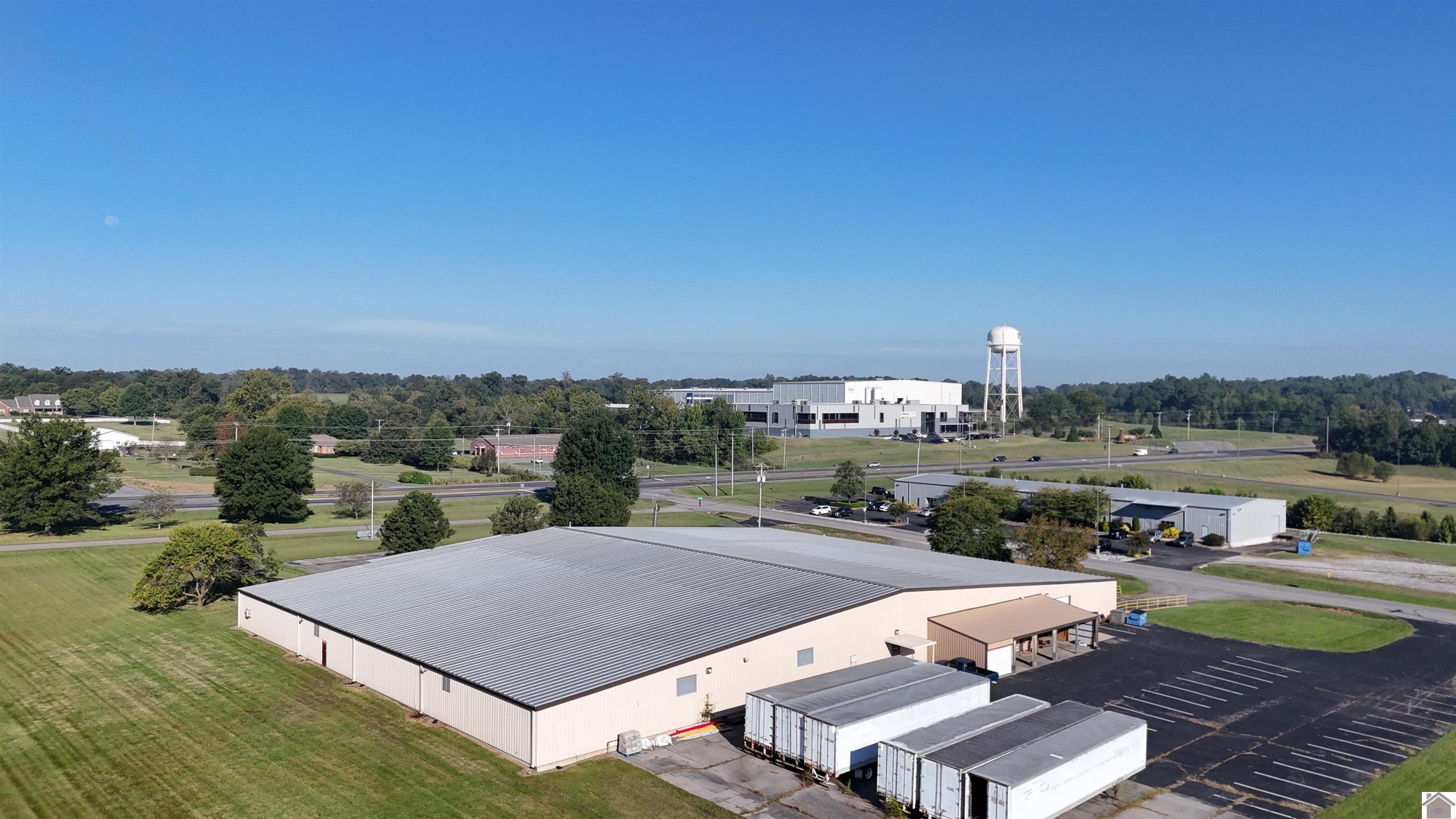 3332 US HWY 641