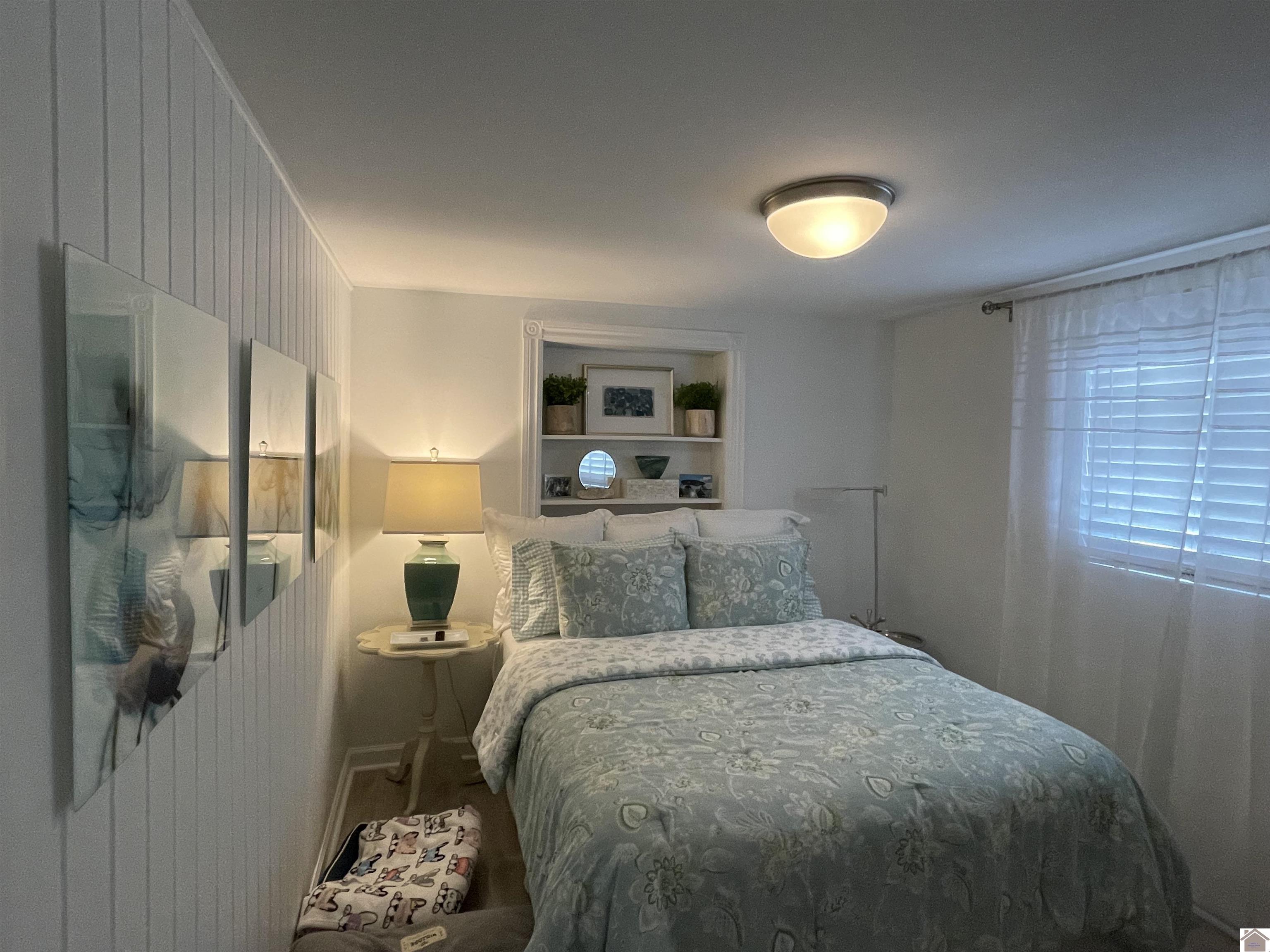 33 Duplex Lane