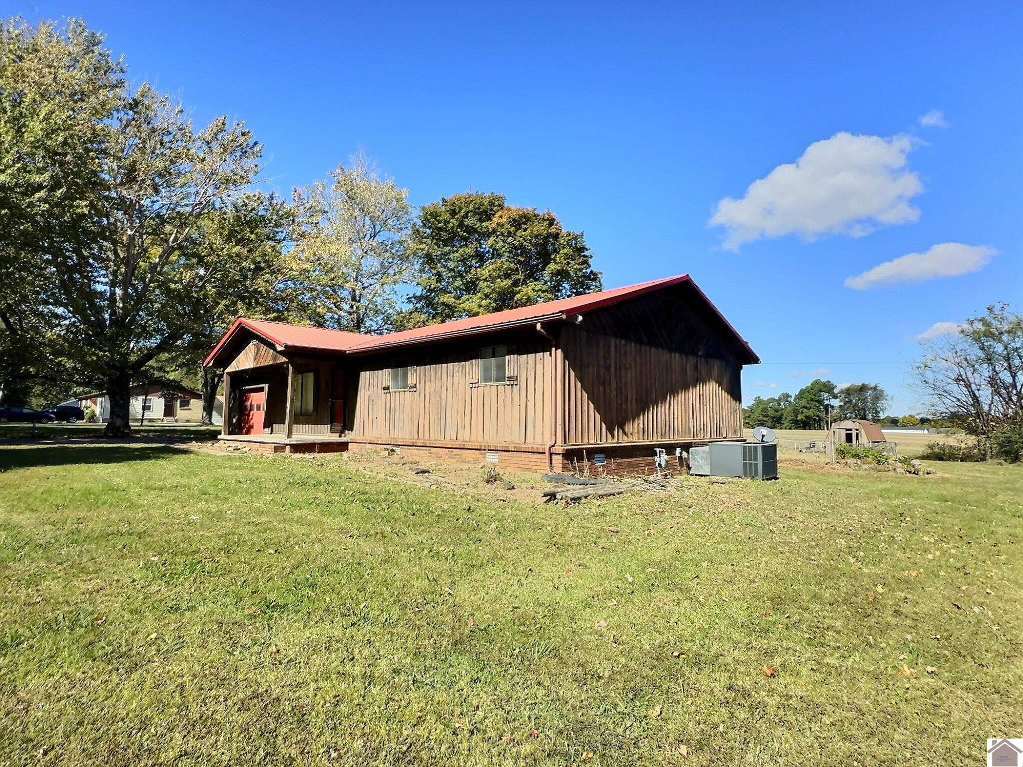 236 Grove Ln