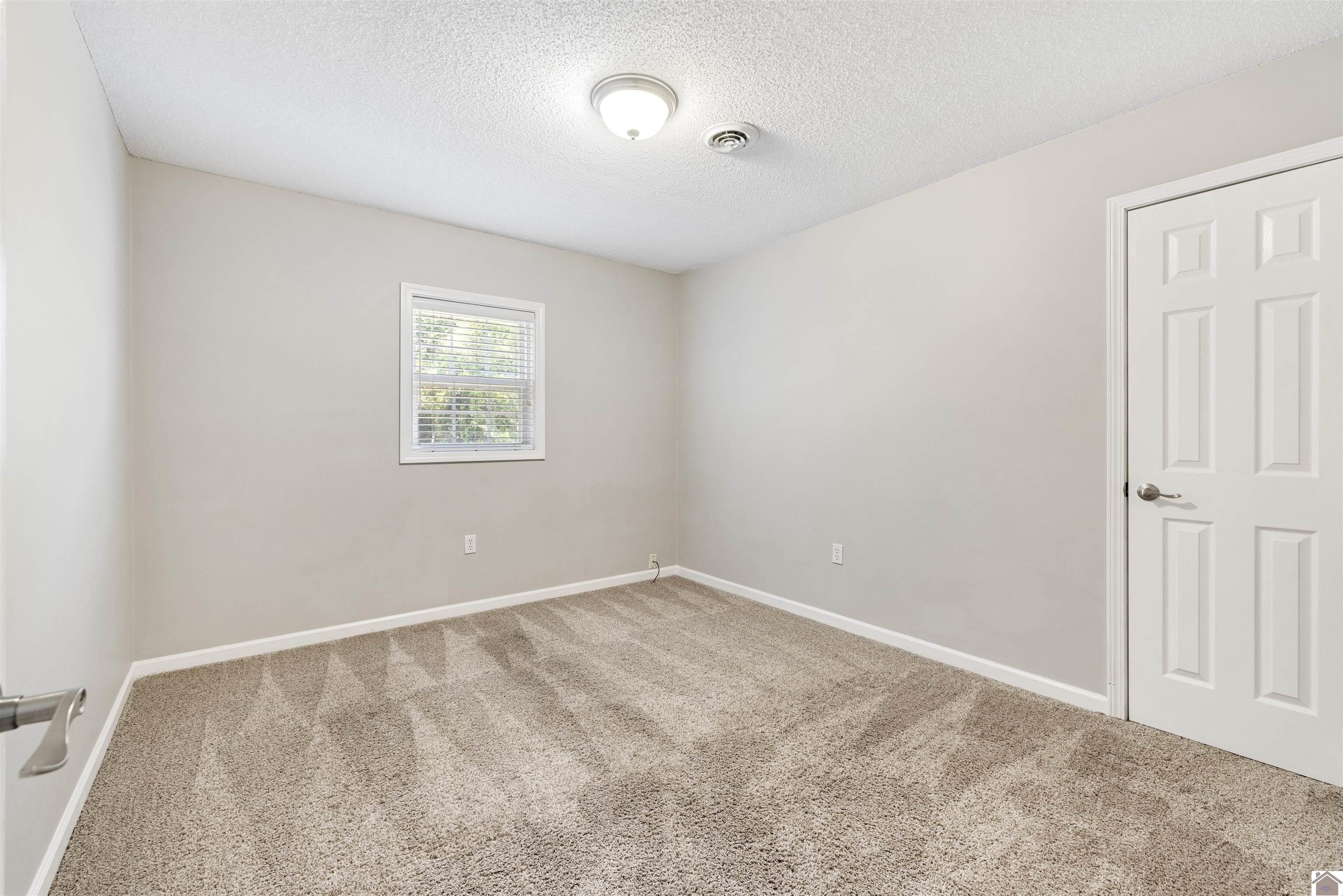 903 Stonebrook
