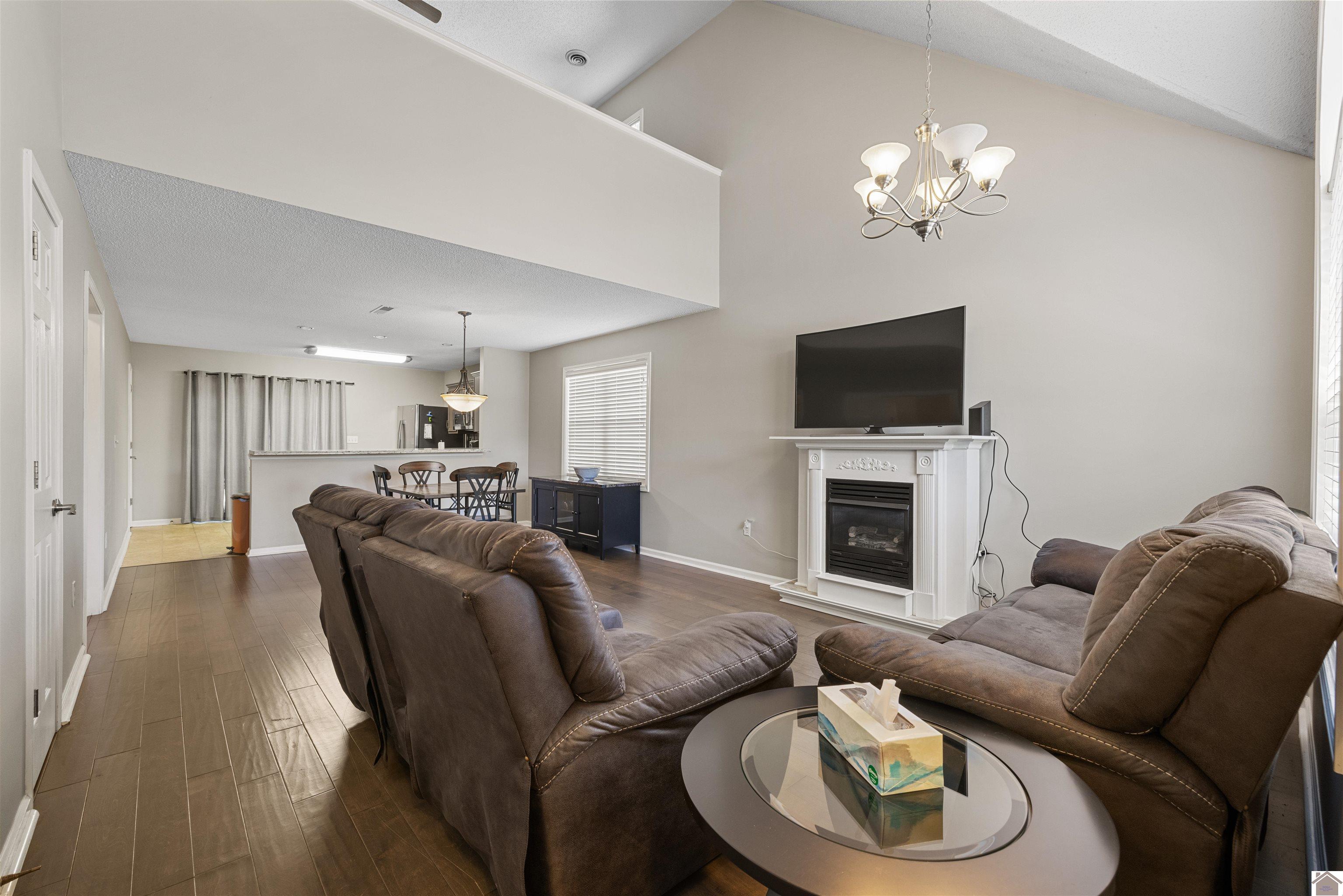 903 Stonebrook
