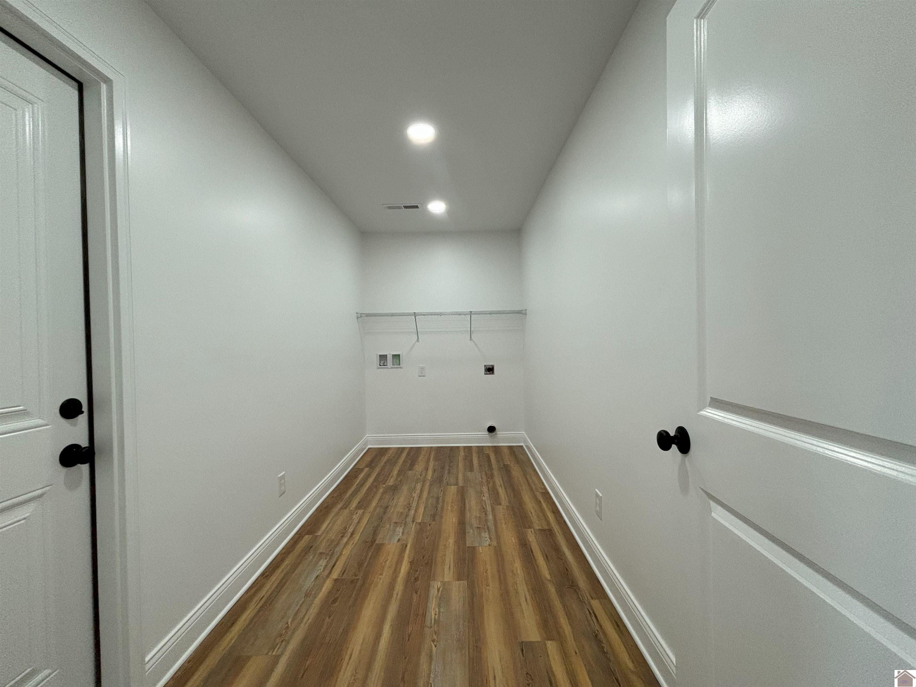 275 Clover Crescent