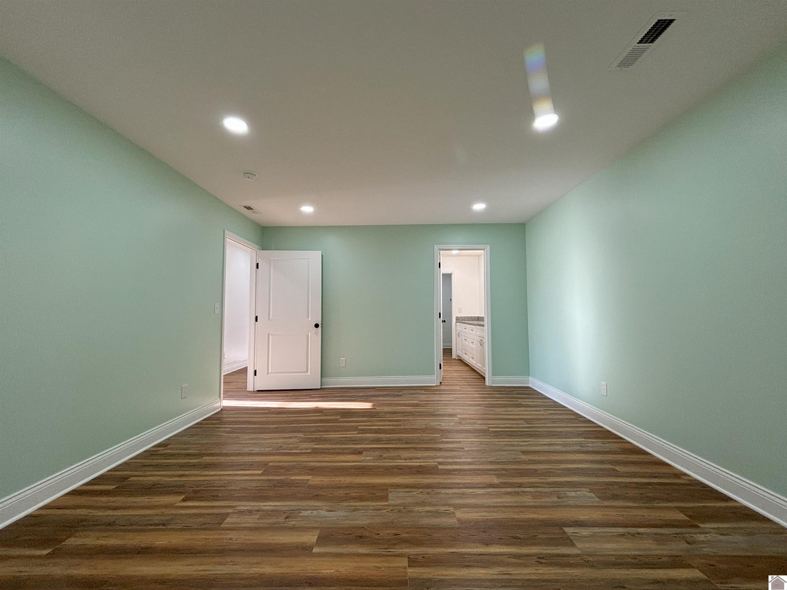 275 Clover Crescent