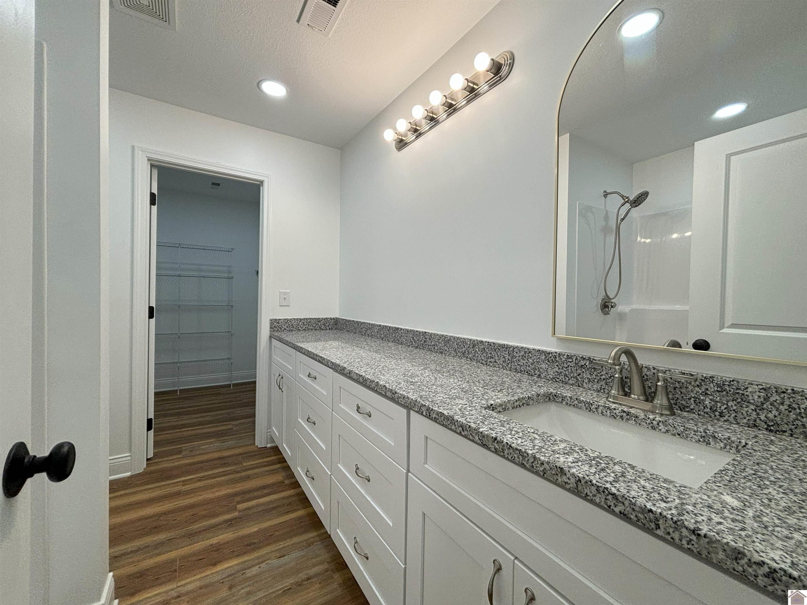 275 Clover Crescent