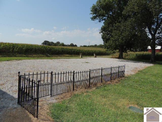 880 & 858 Galloway Road