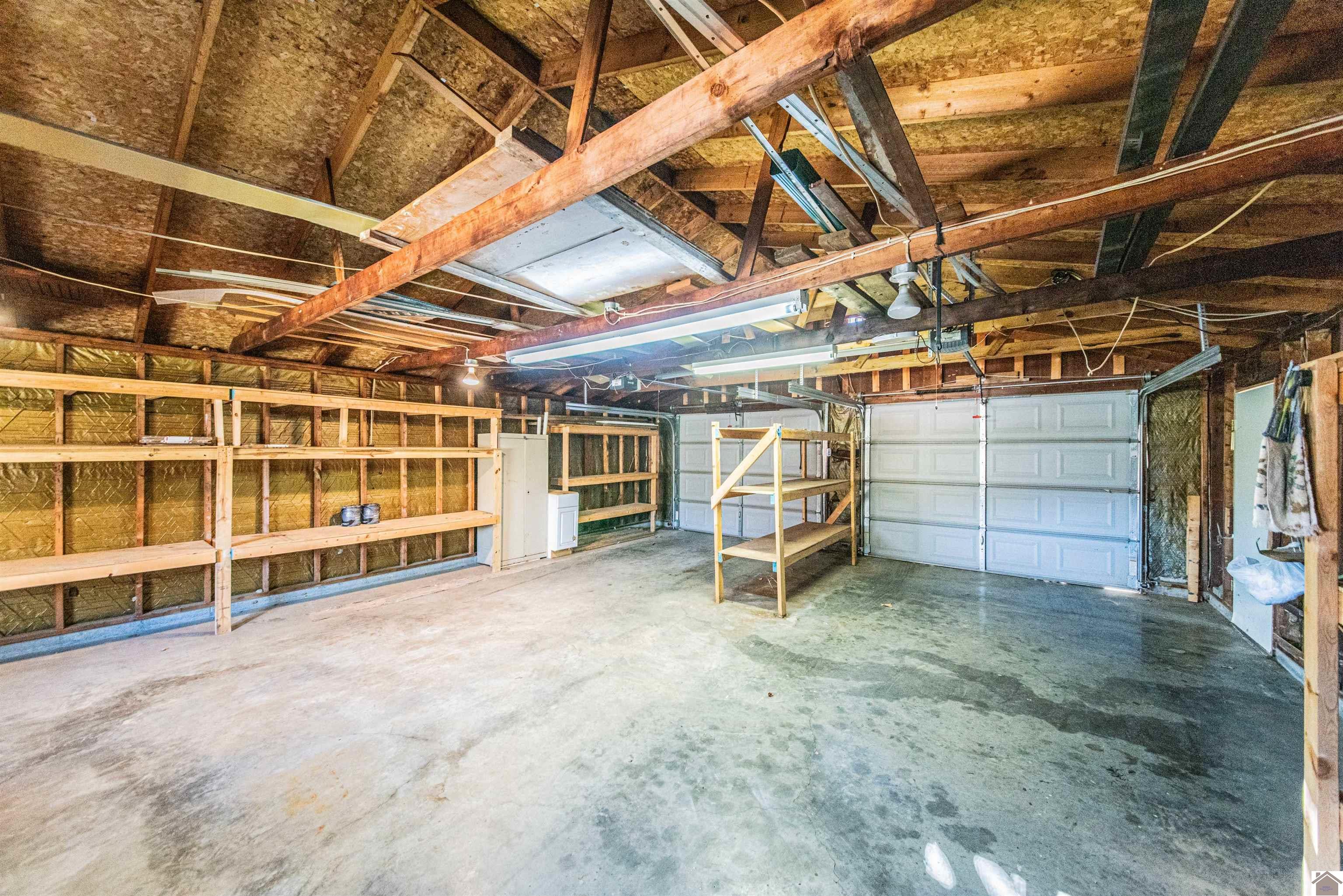 231 Captain Ln