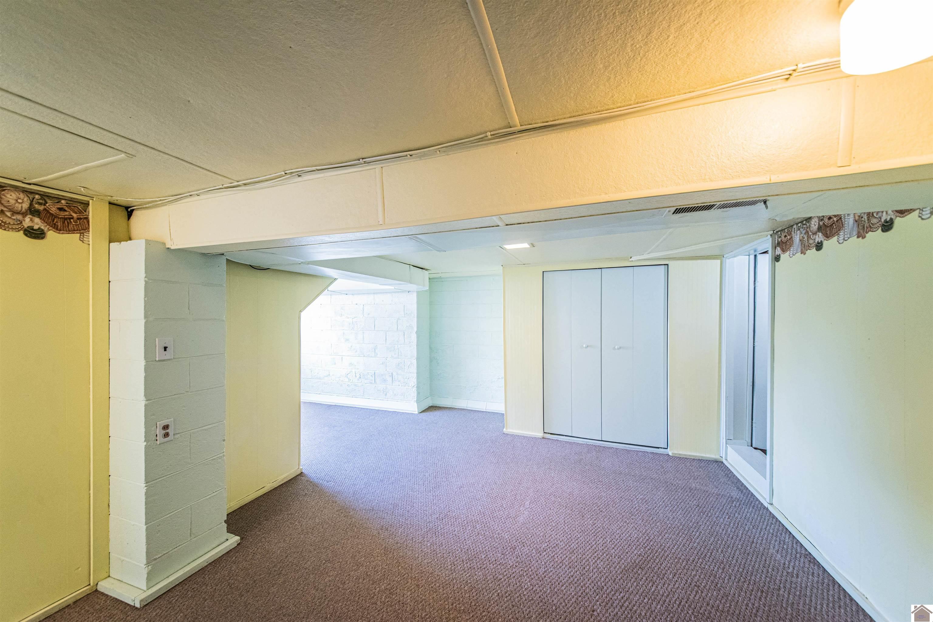 231 Captain Ln