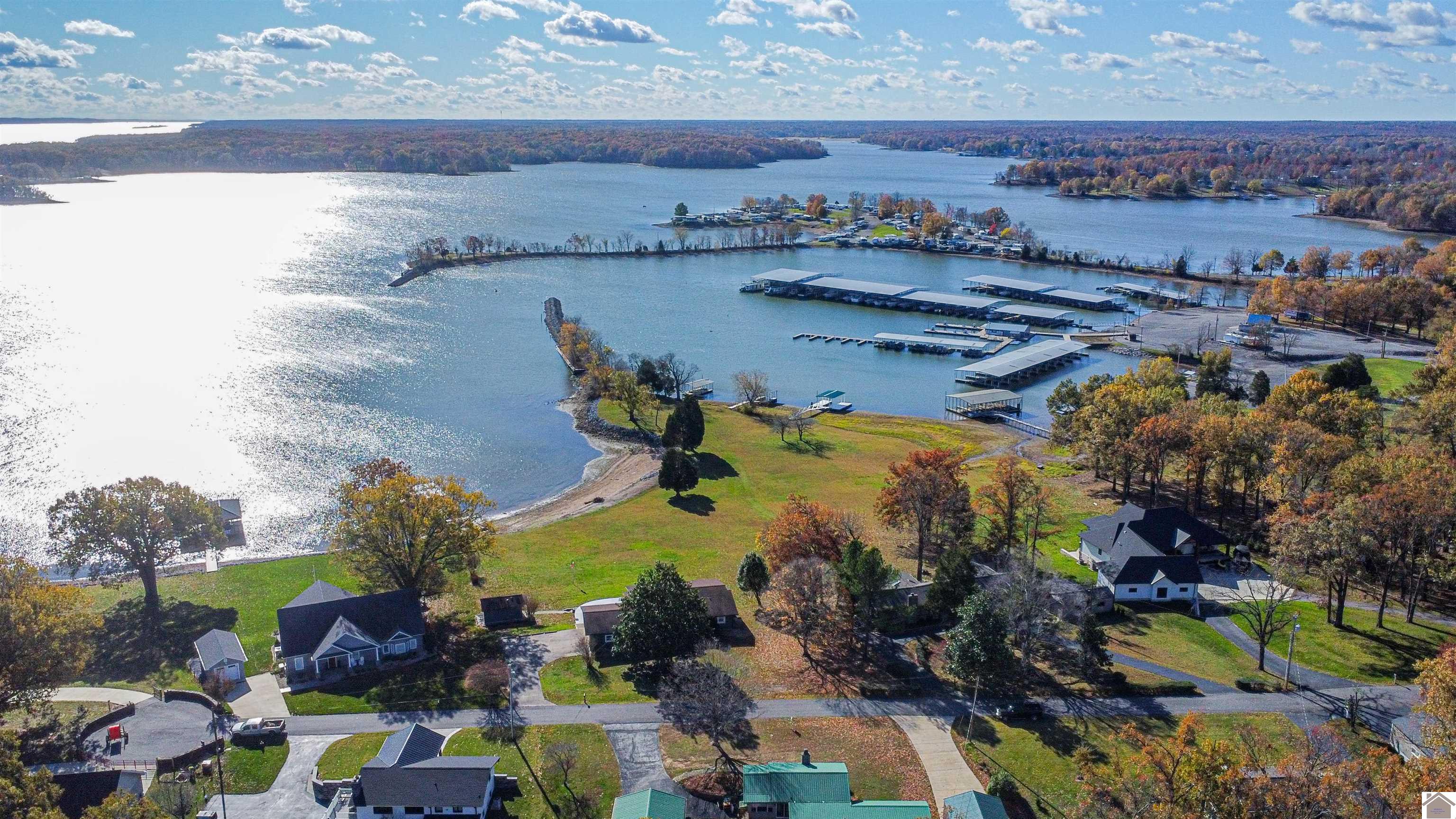 231 Captain Ln