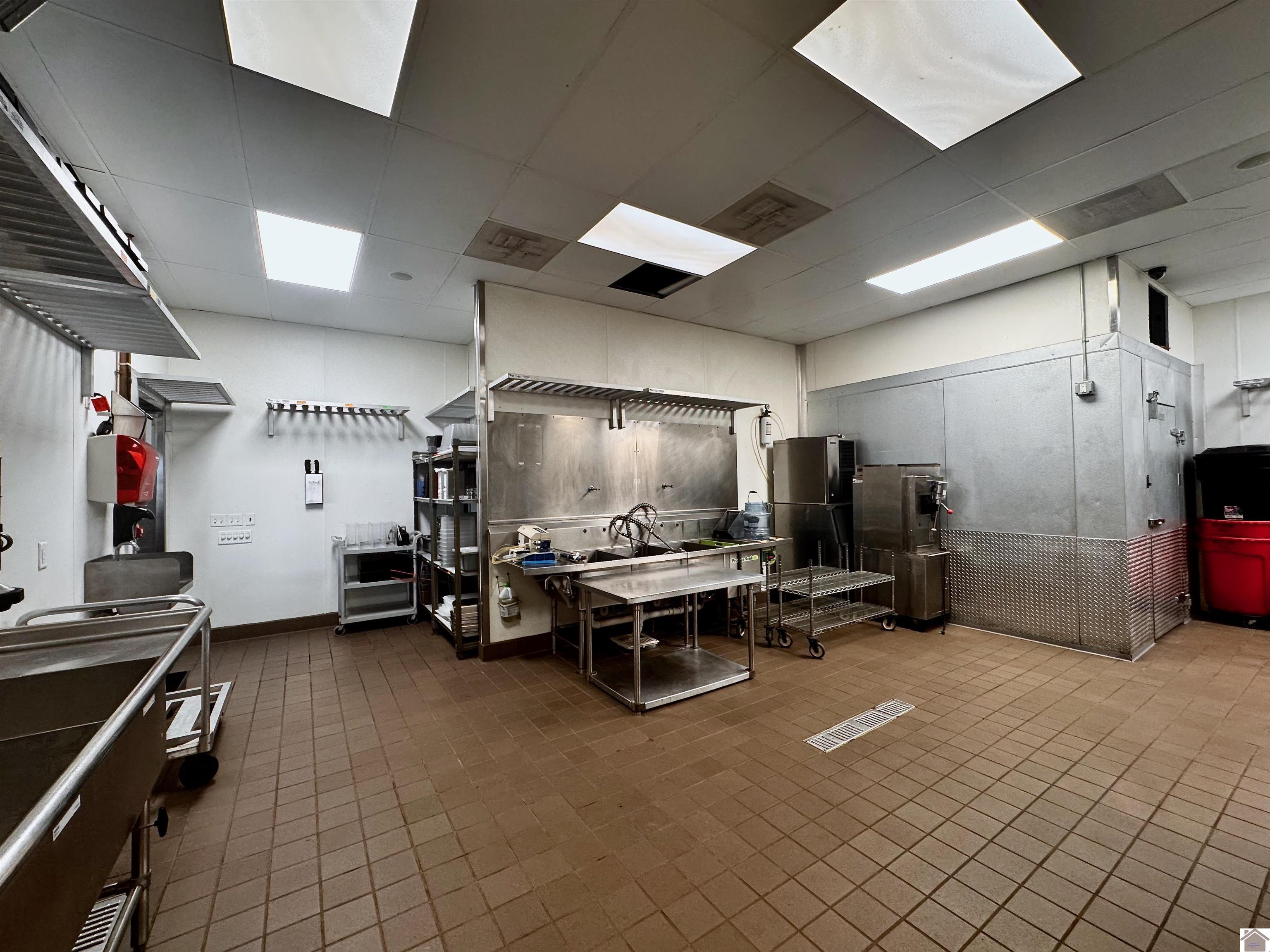 5015 Hinkleville Road Unit: Suite 3