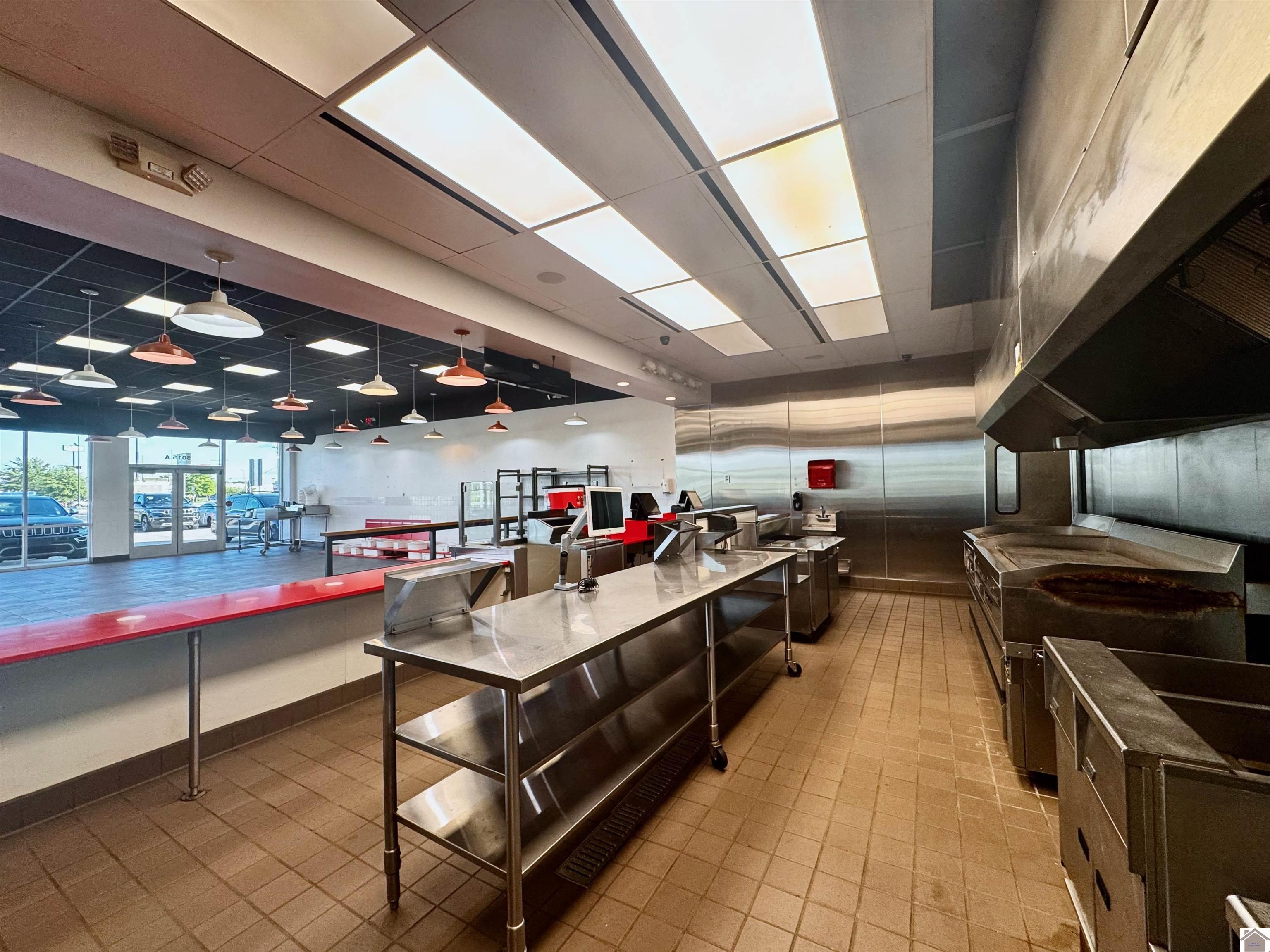 5015 Hinkleville Road Unit: Suite 3
