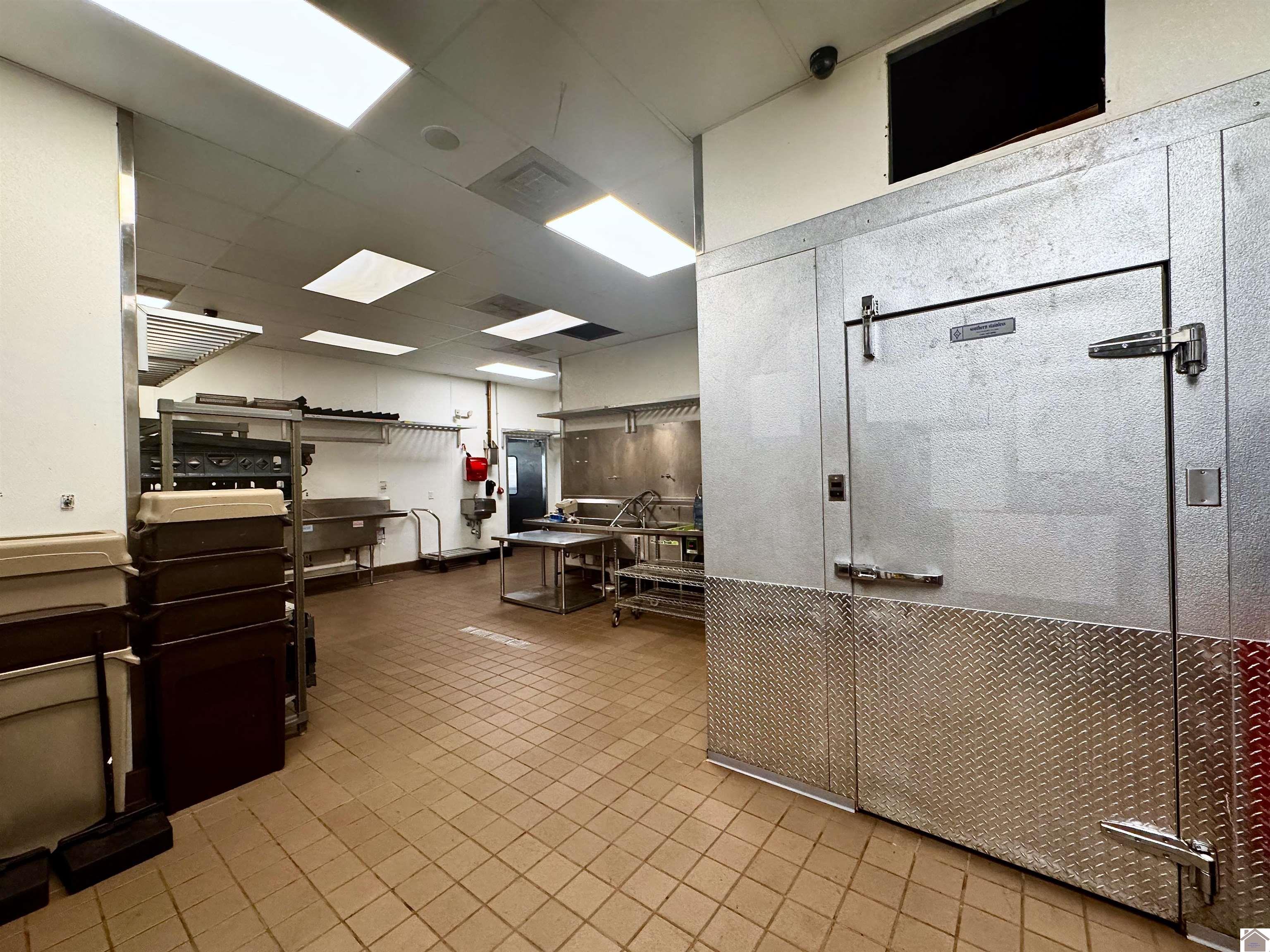 5015 Hinkleville Road Unit: Suite 3
