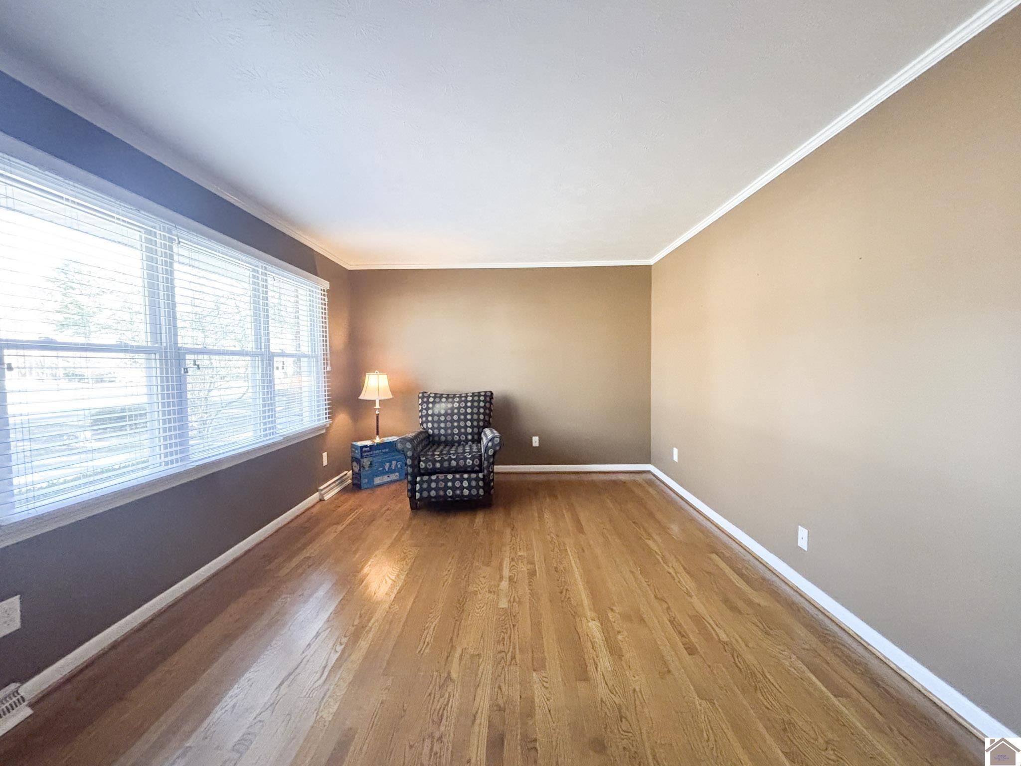 140 Myrna Dr