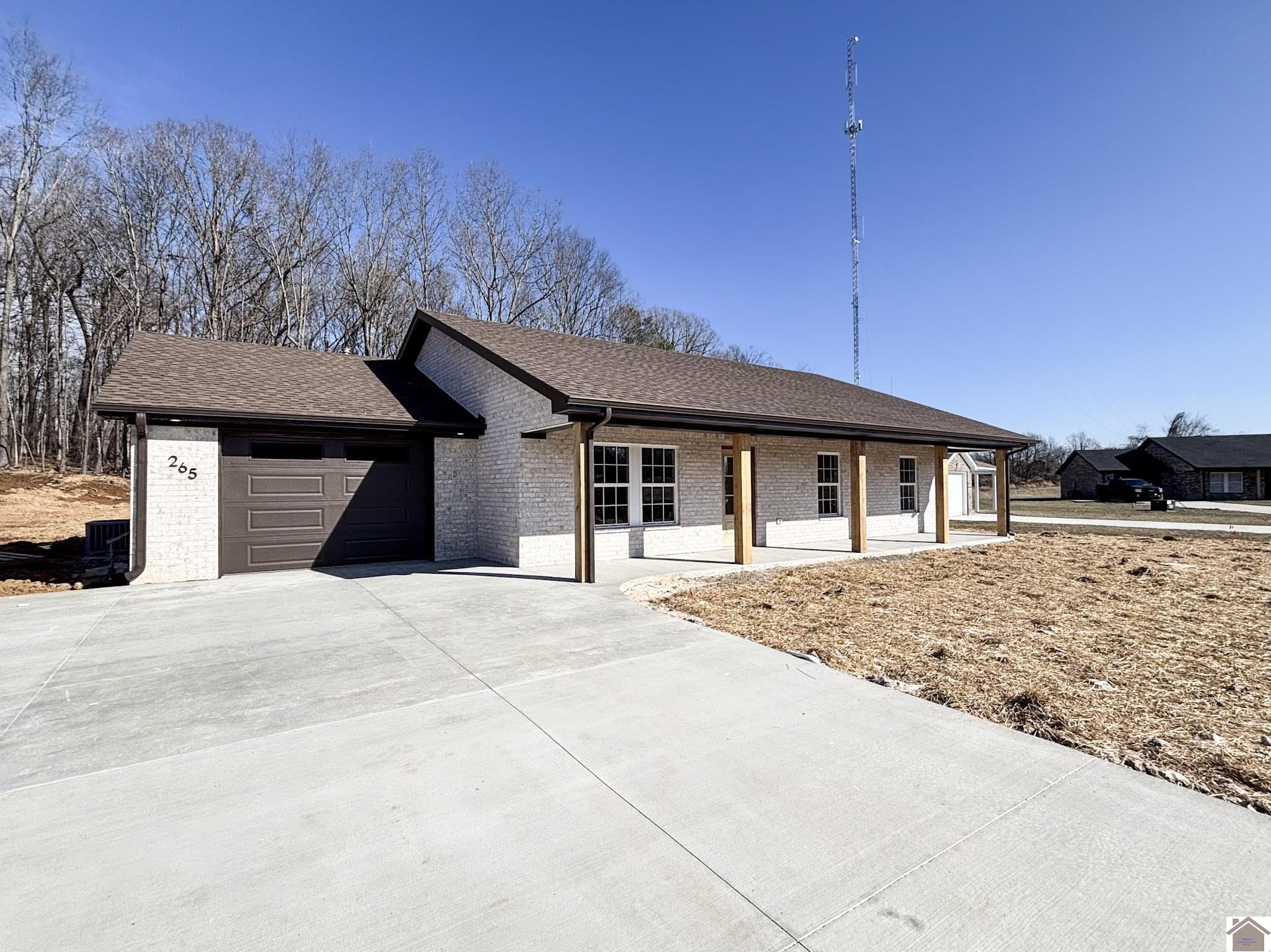 265 Clover Crescent