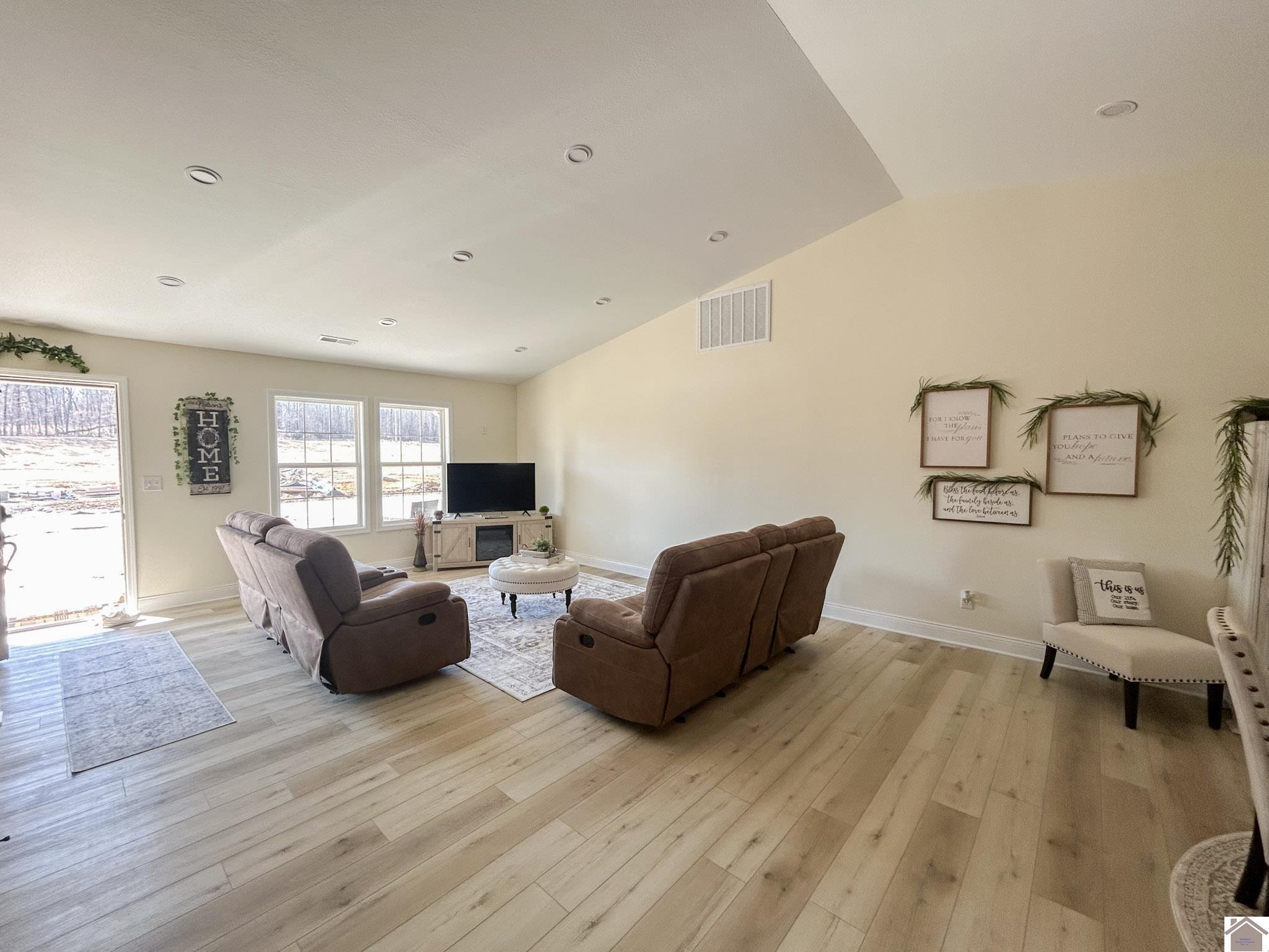 265 Clover Crescent