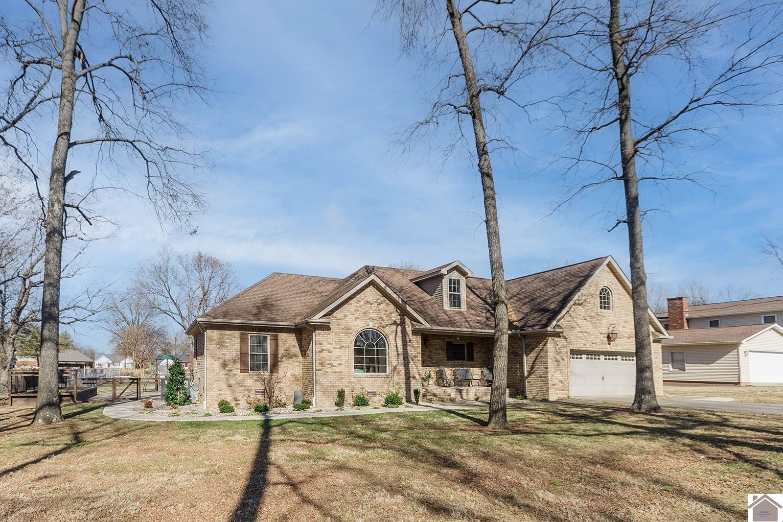 84 Wildwood Dr