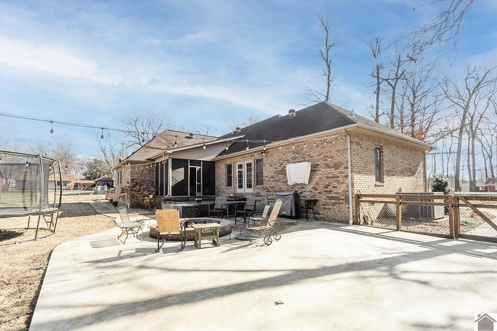 84 Wildwood Dr