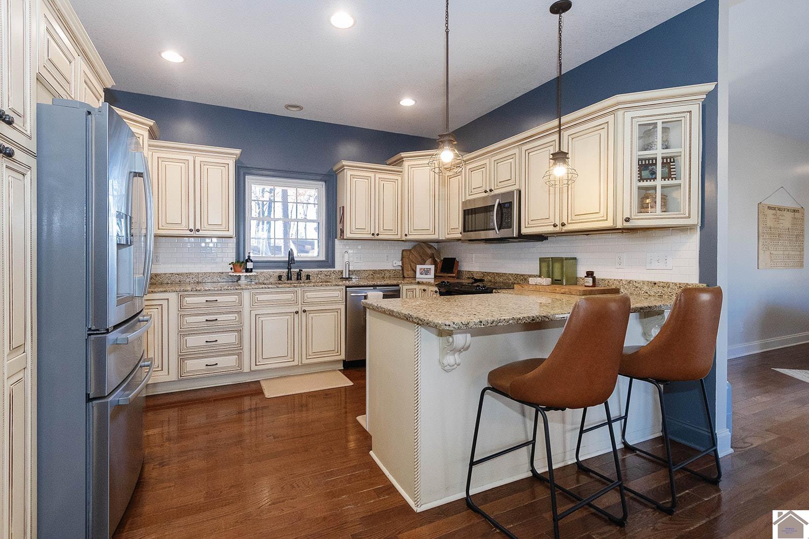 84 Wildwood Dr
