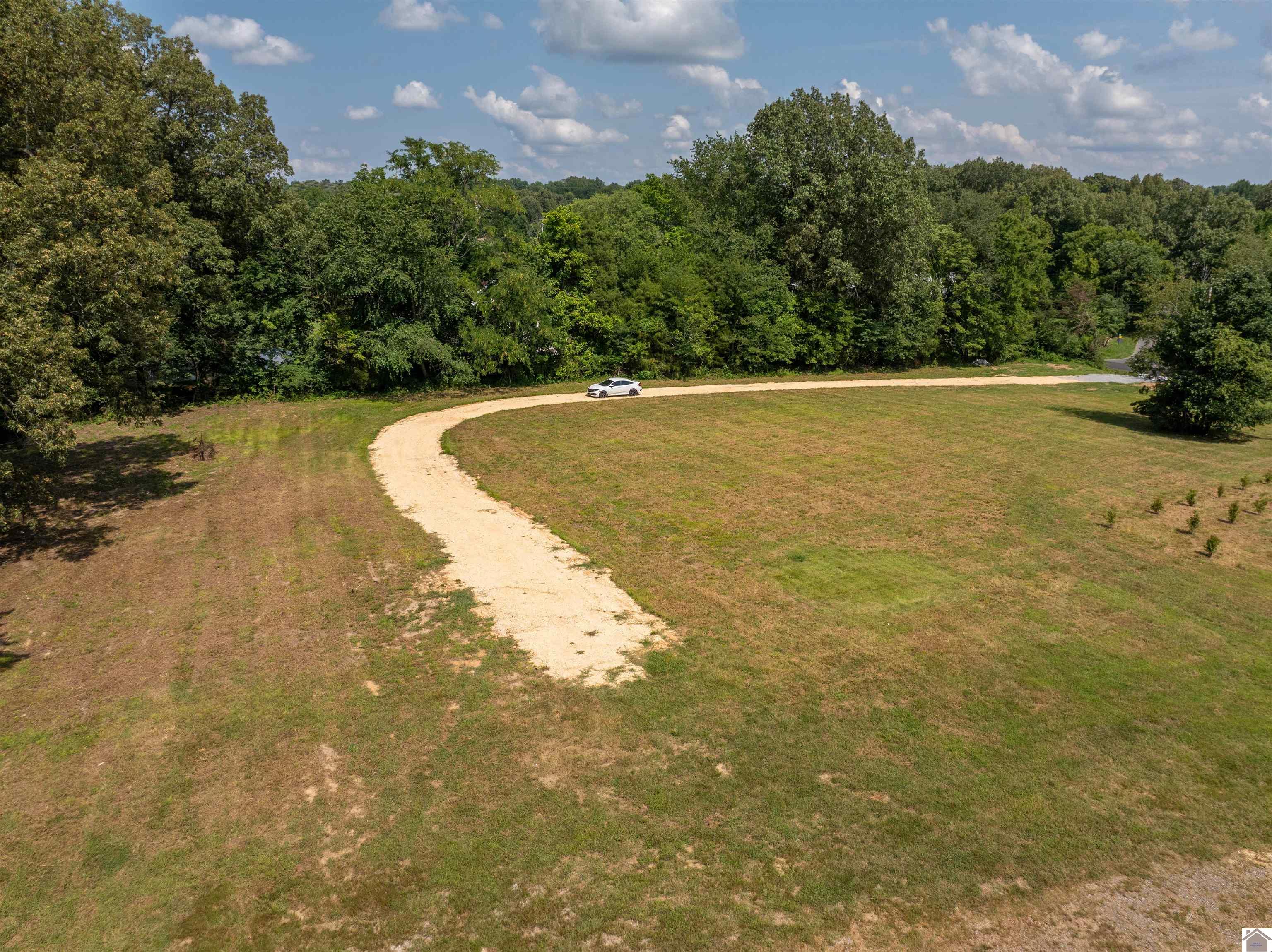 4645 Lovelaceville Road