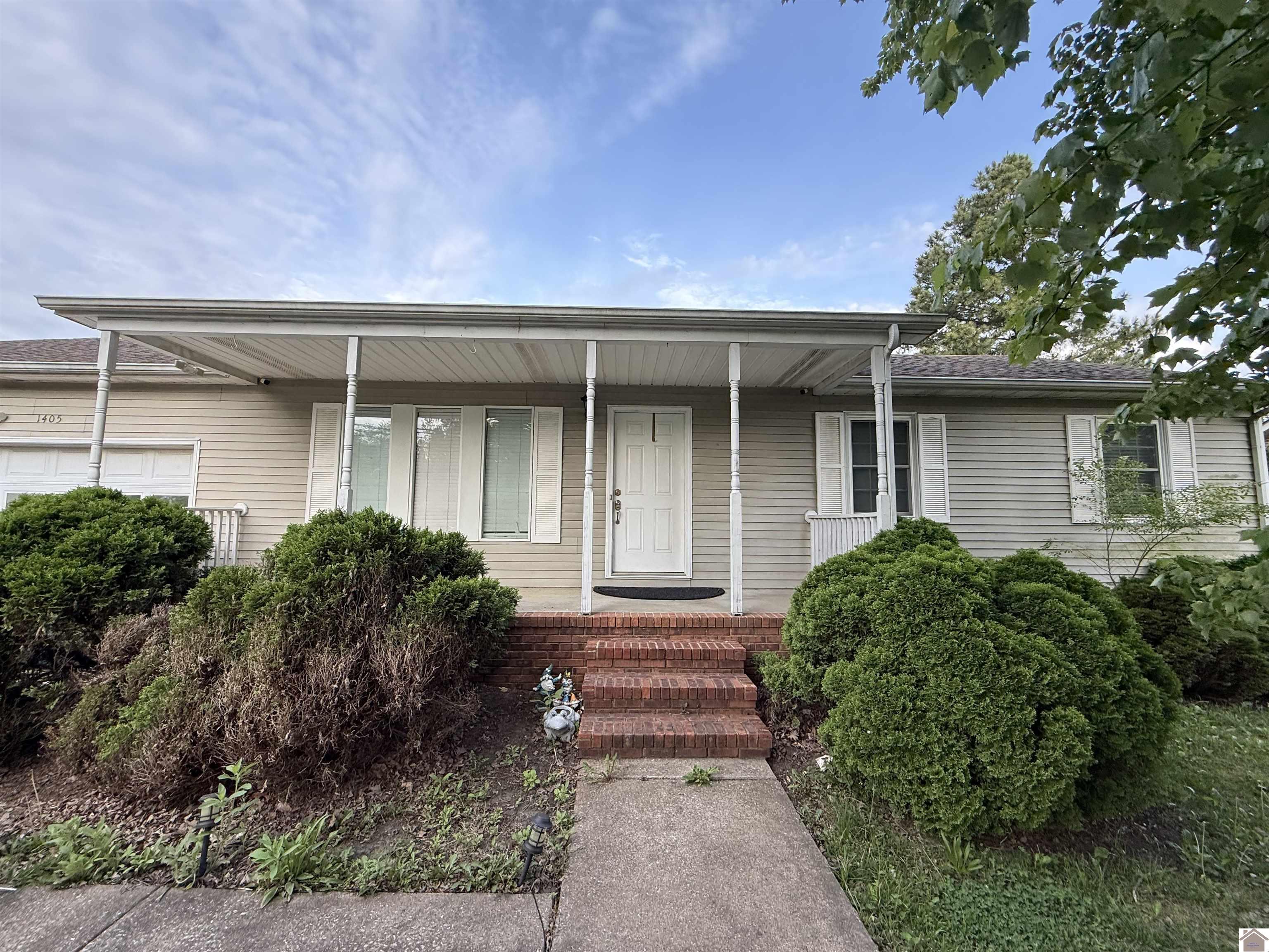 1405 N 16th Street