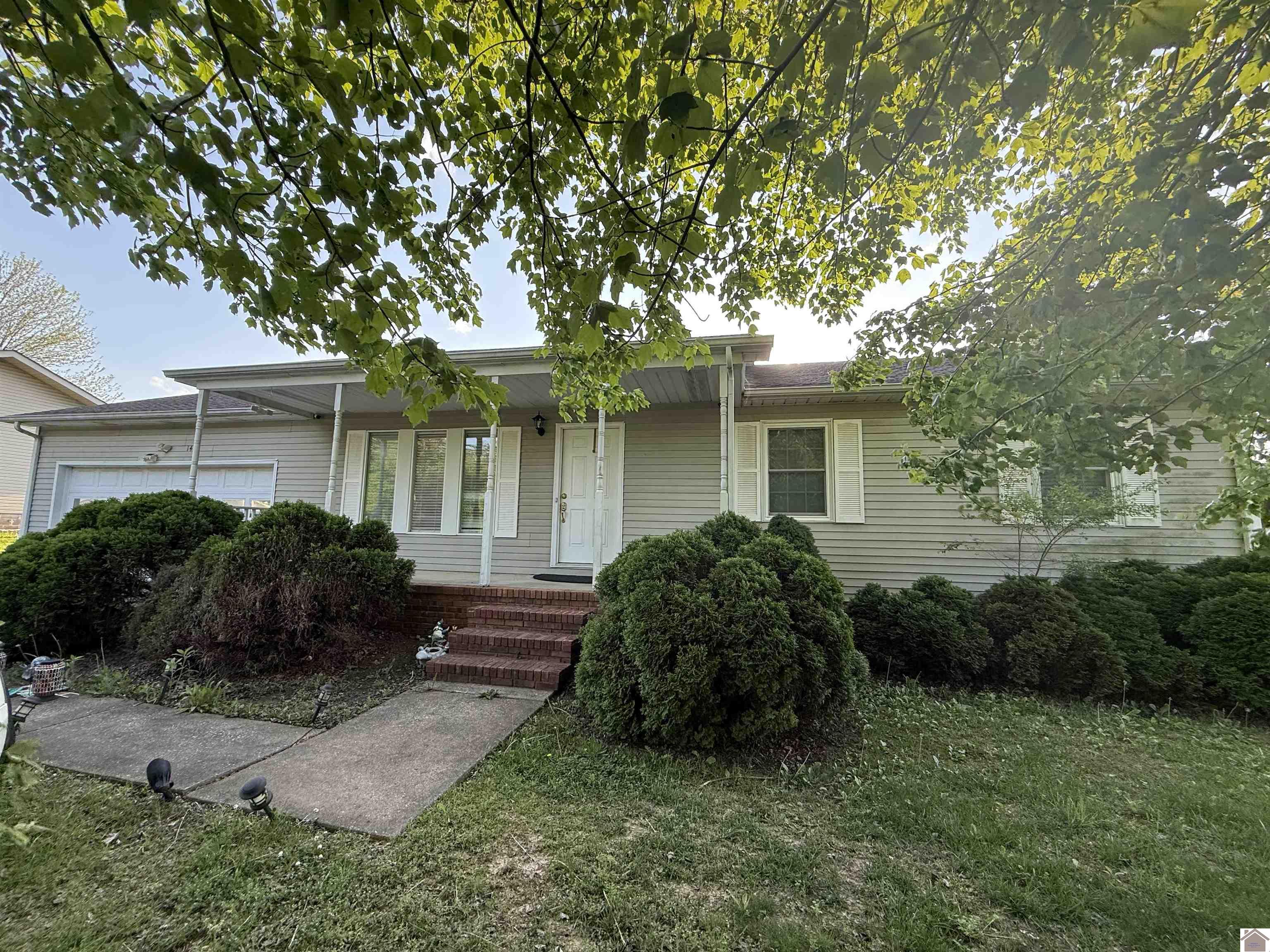 1405 N 16th Street