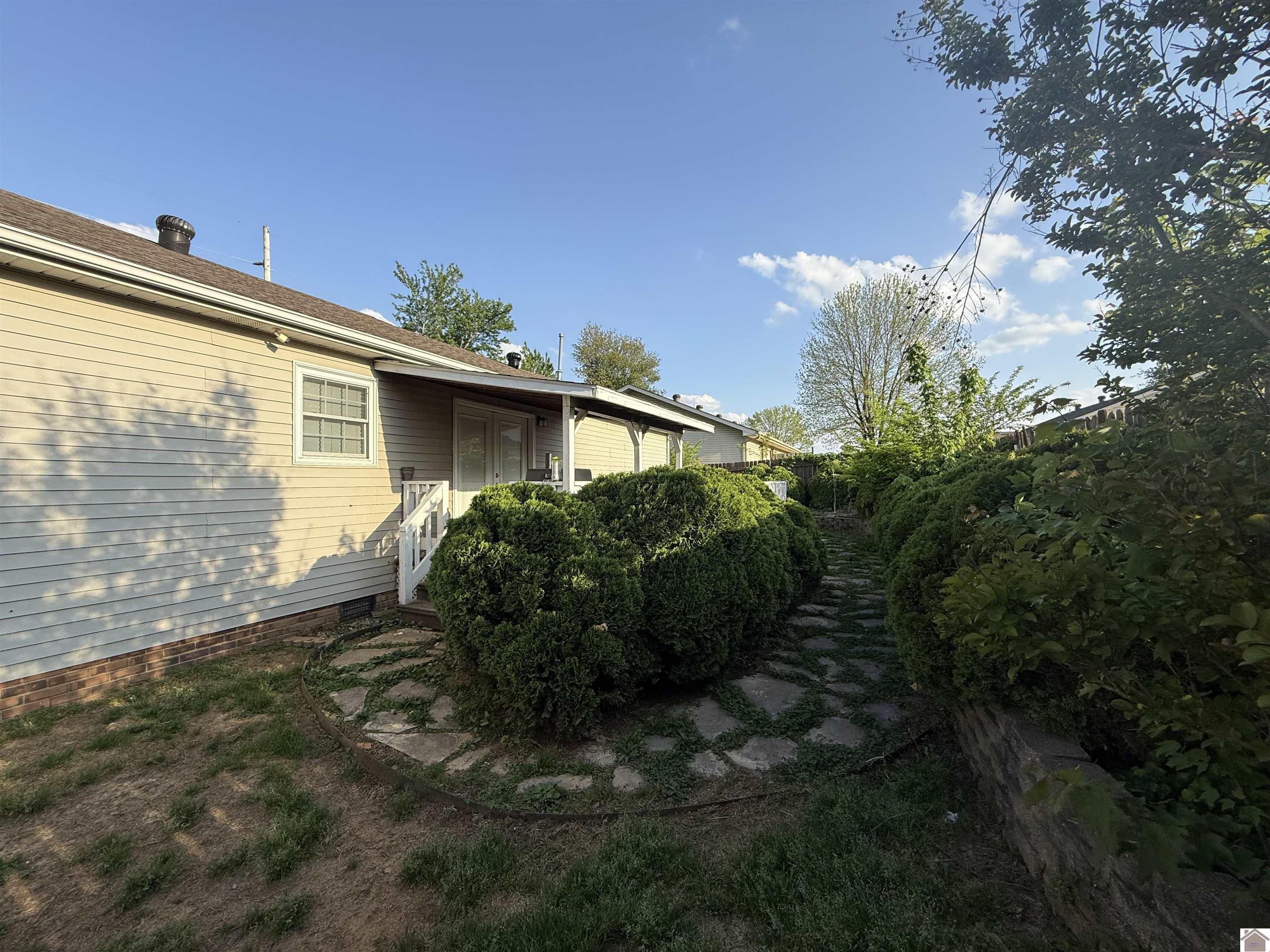 1405 N 16th Street