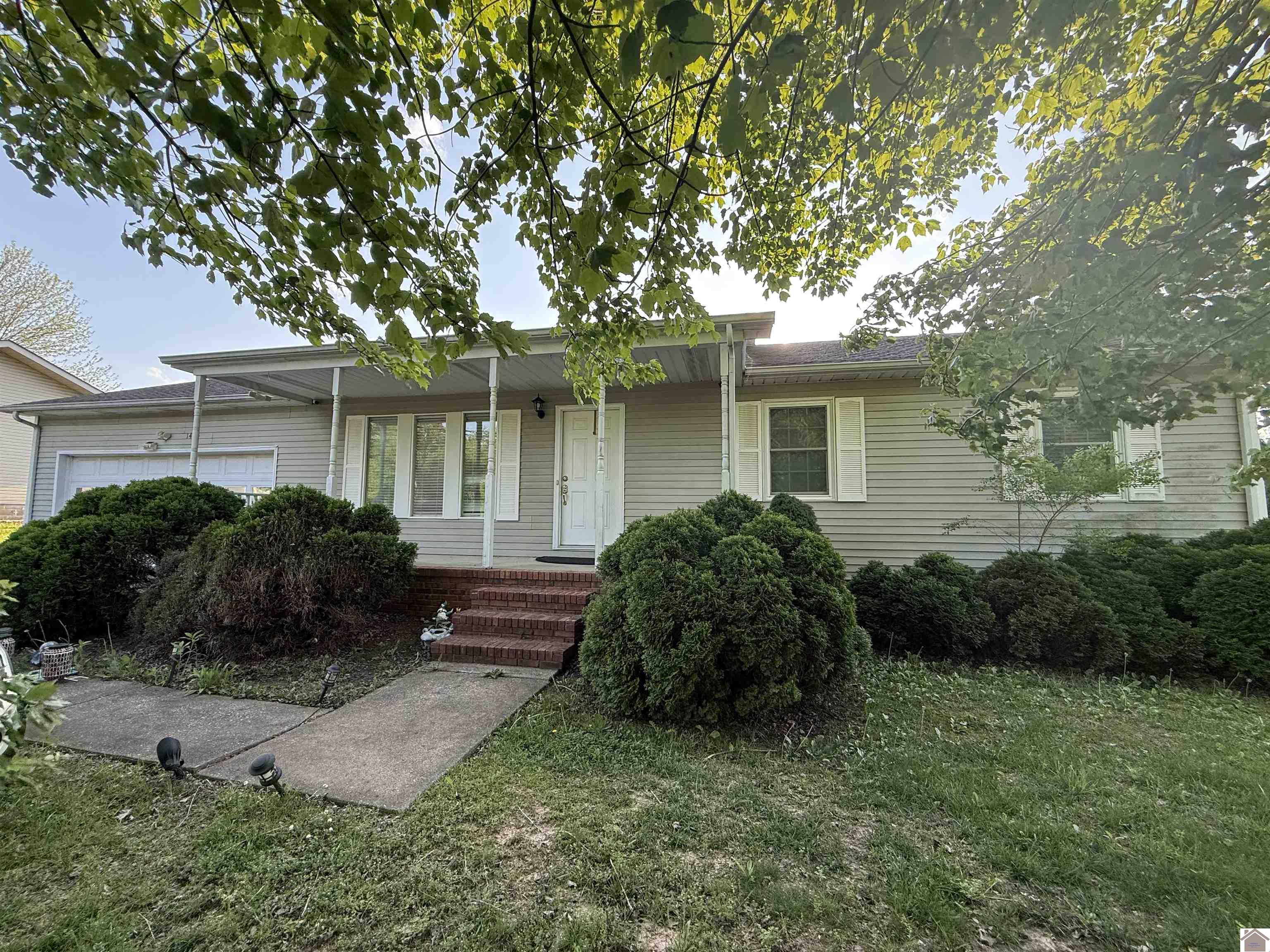 1405 N 16th Street