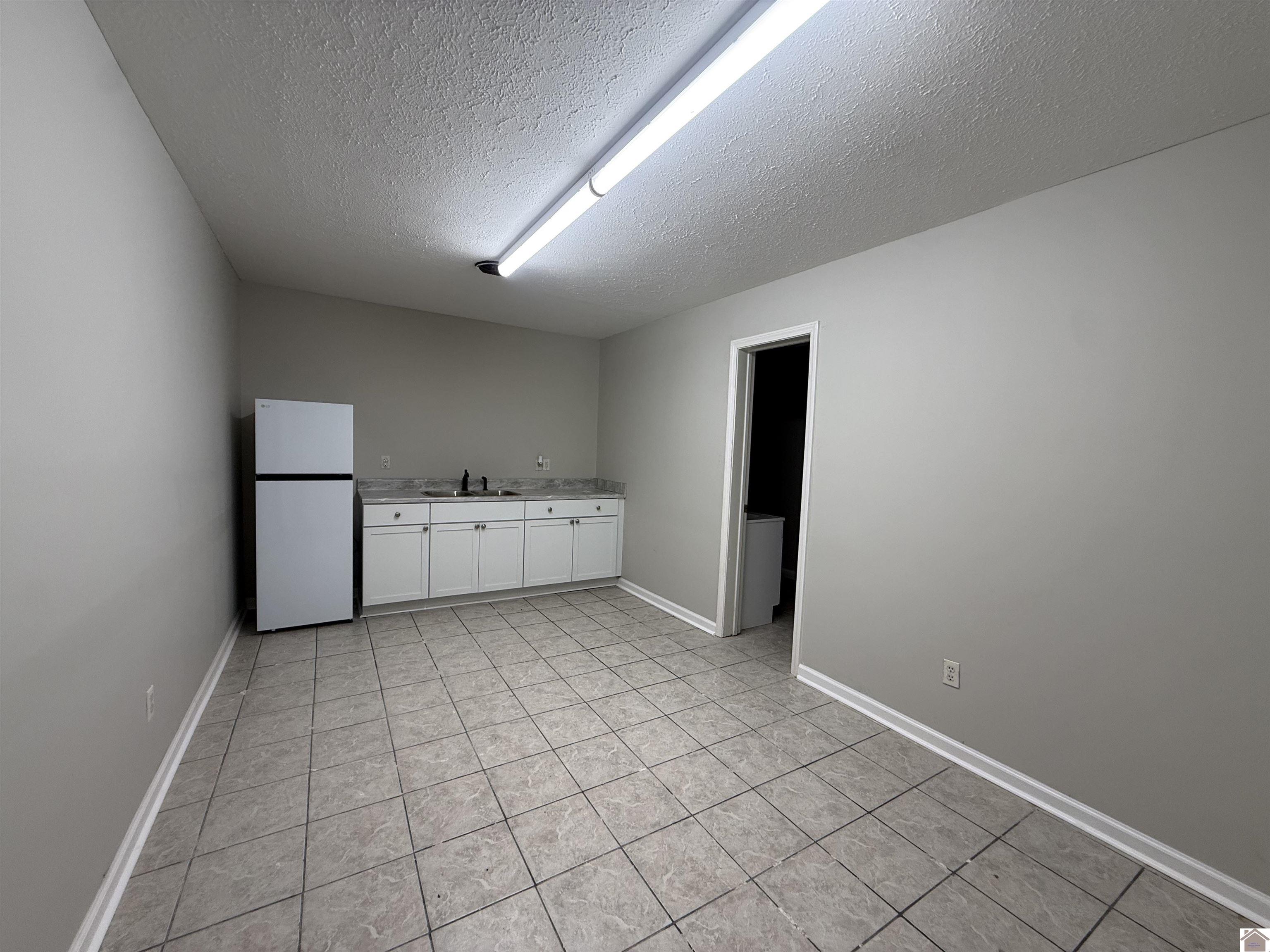 627 N 4th Street