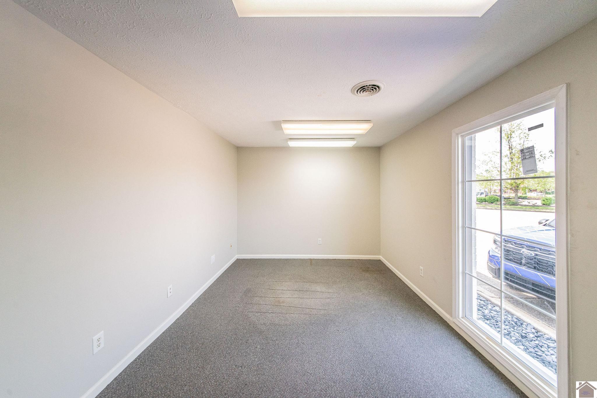 627 N 4th Street
